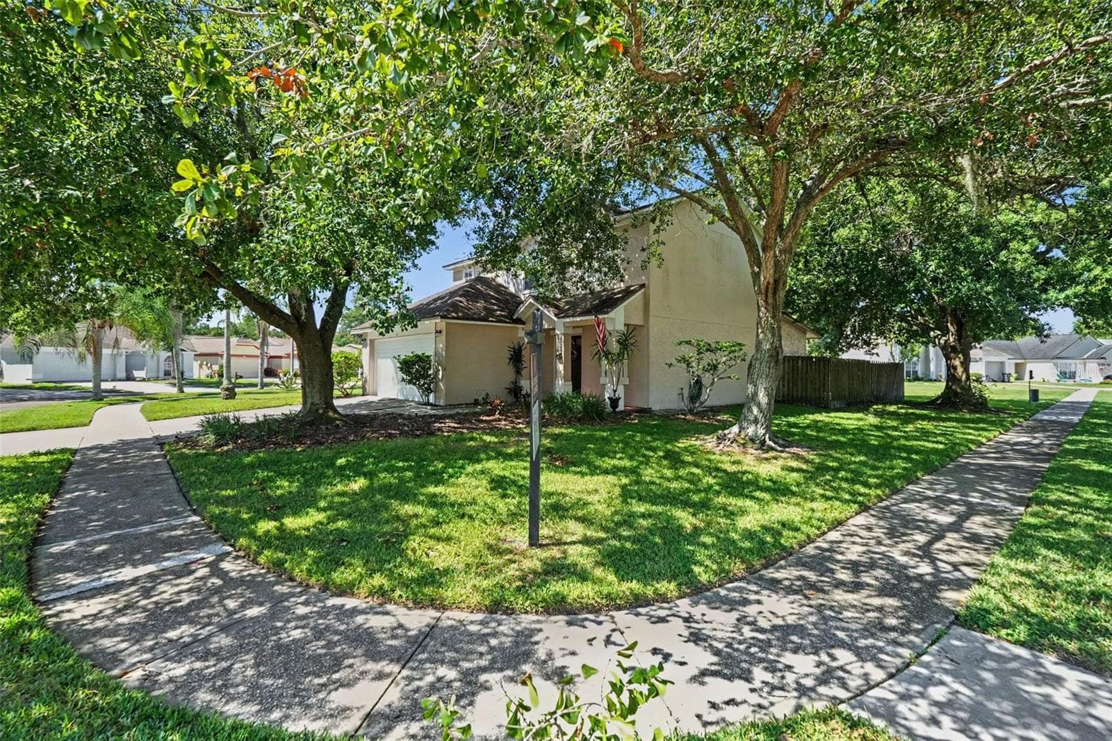 Single Family Residence at 9758 FOX HOLLOW RD, TAMPA, photo 59 of 61