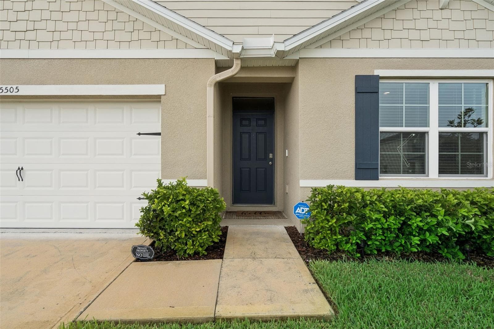 Single Family Residence at 5505 HAYLOFT DR, APOPKA, photo 2 of 43