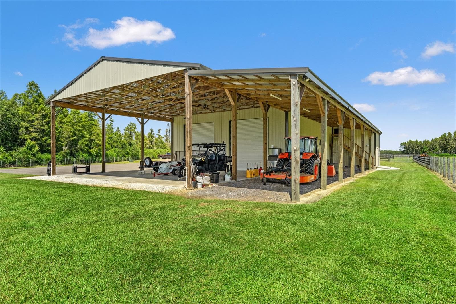Single Family Residence at 11657 MOORE RD, LAKELAND, photo 42 of 93