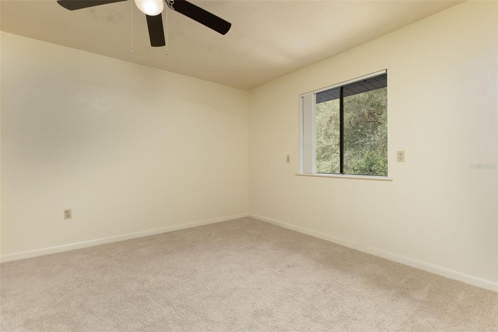 Front Bedroom - 83 SE 16TH AVE #E303, GAINESVILLE