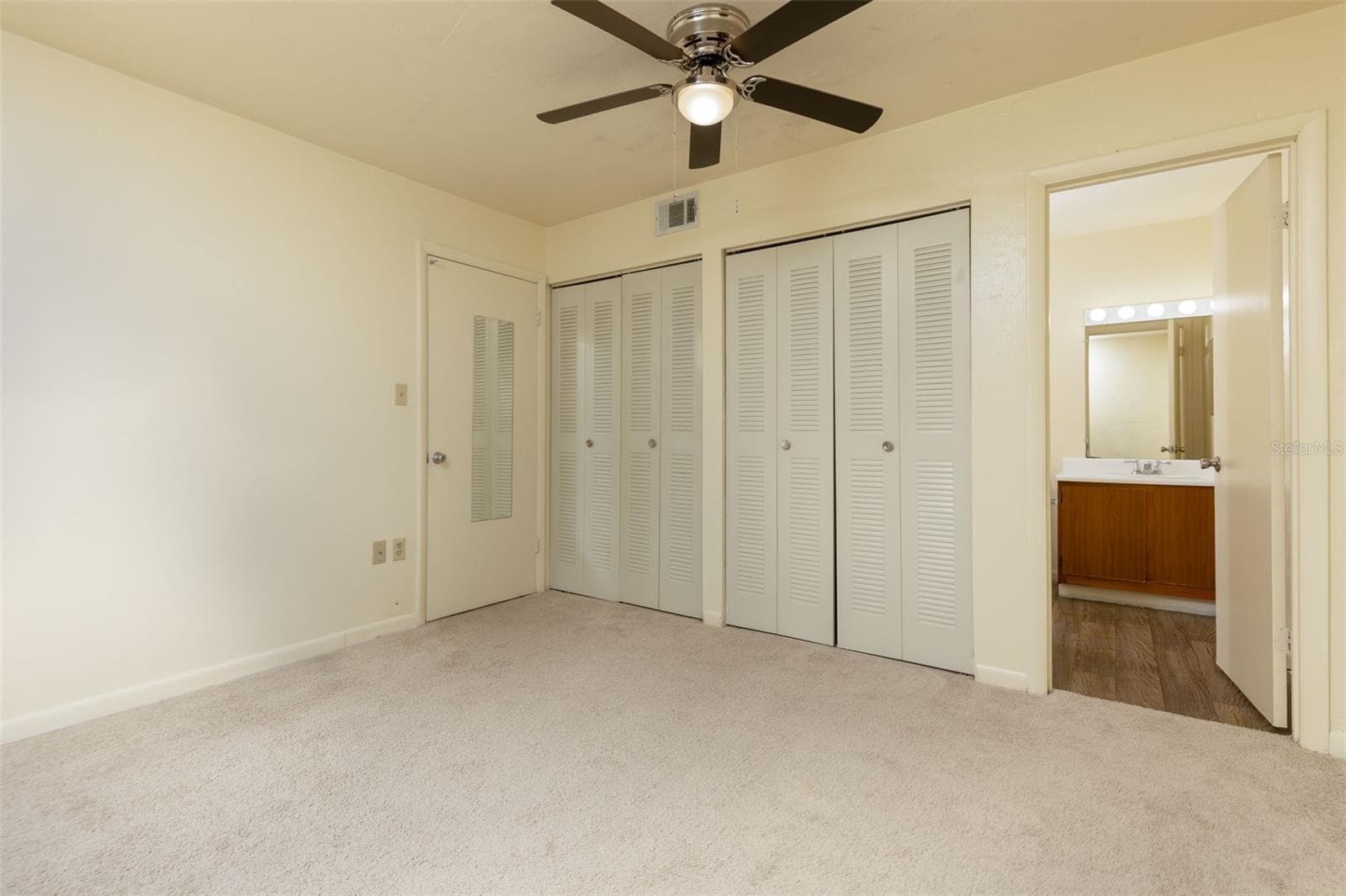 Front Bedroom - 83 SE 16TH AVE #E303, GAINESVILLE