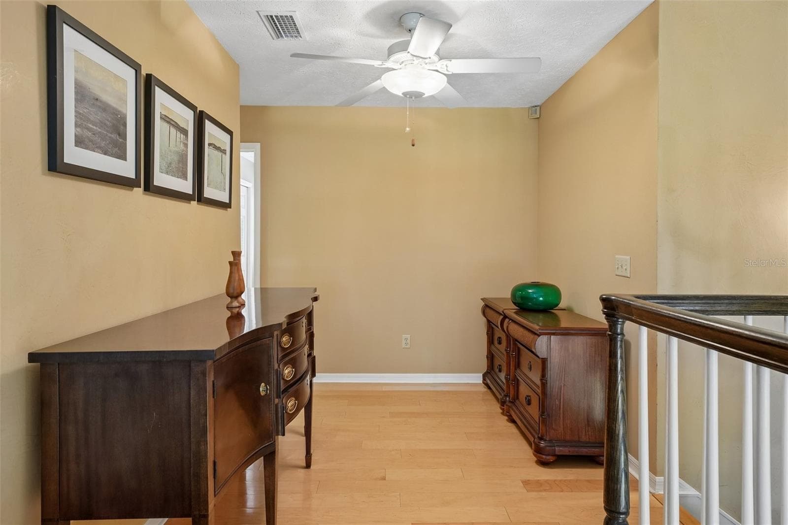 Upstairs Landing - 4710 RIDGECLIFF DR, BRANDON