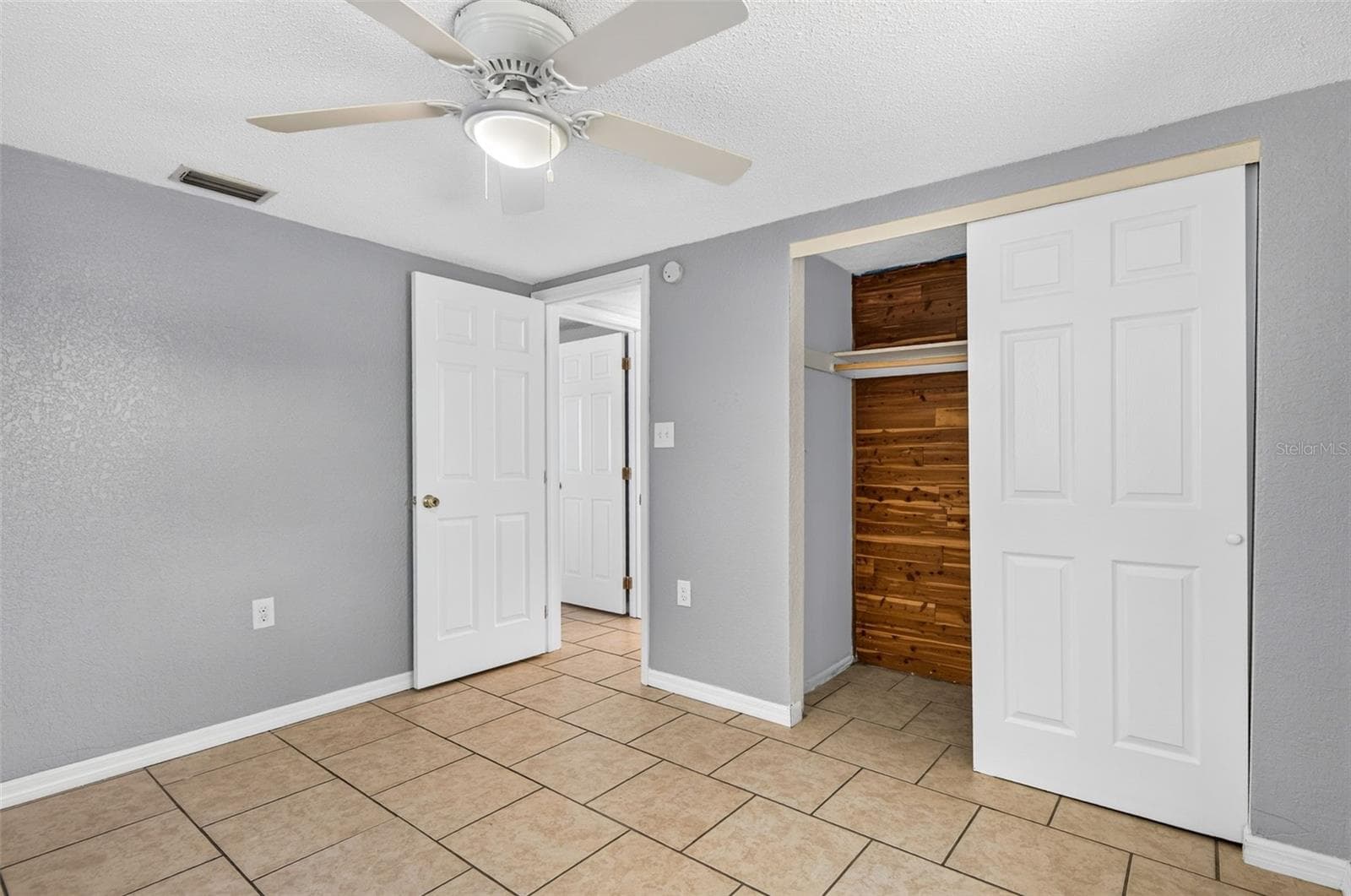 Single Family Residence at 9831 RAINBOW LN, PORT RICHEY, photo 12 of 24