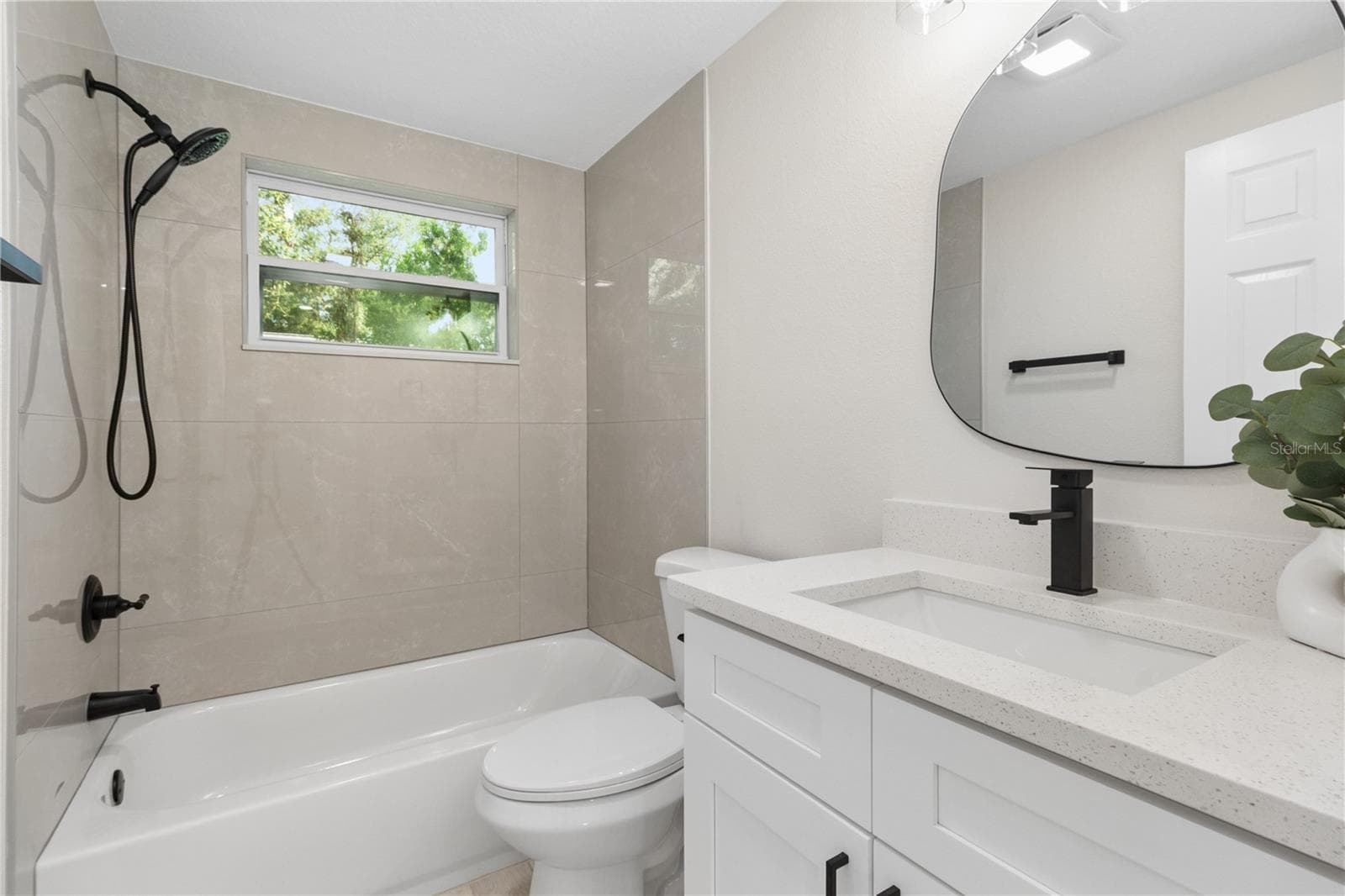 Single Family Residence at 12220 MEADOWBROOK LN, HUDSON, photo 20 of 39