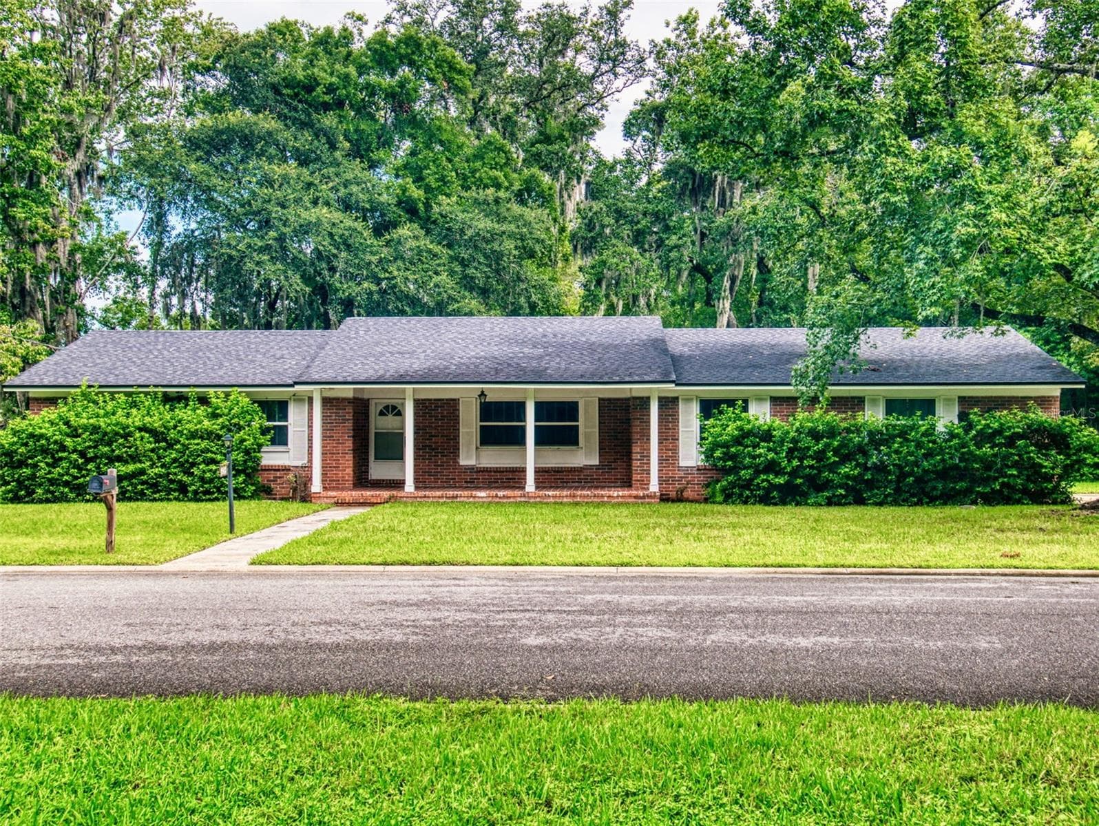 Single Family Residence at 609 CLAIRE LN, ORANGE PARK, photo 2 of 52