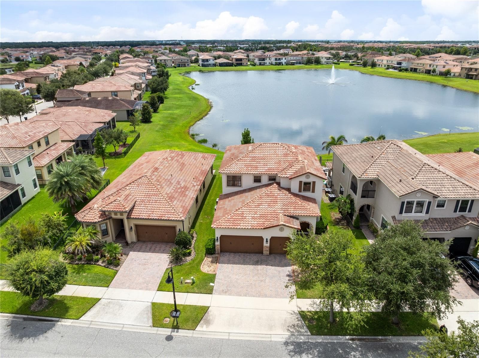 10478 STAPELEY DR