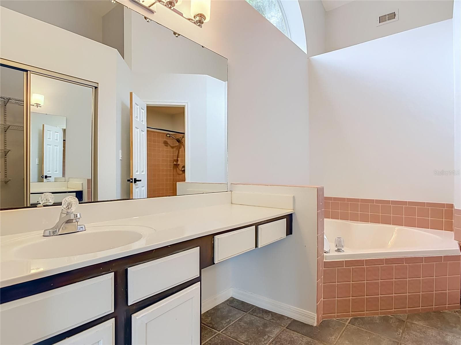 Single Family Residence at 744 BARRINGTON CIR, WINTER SPRINGS, photo 33 of 86