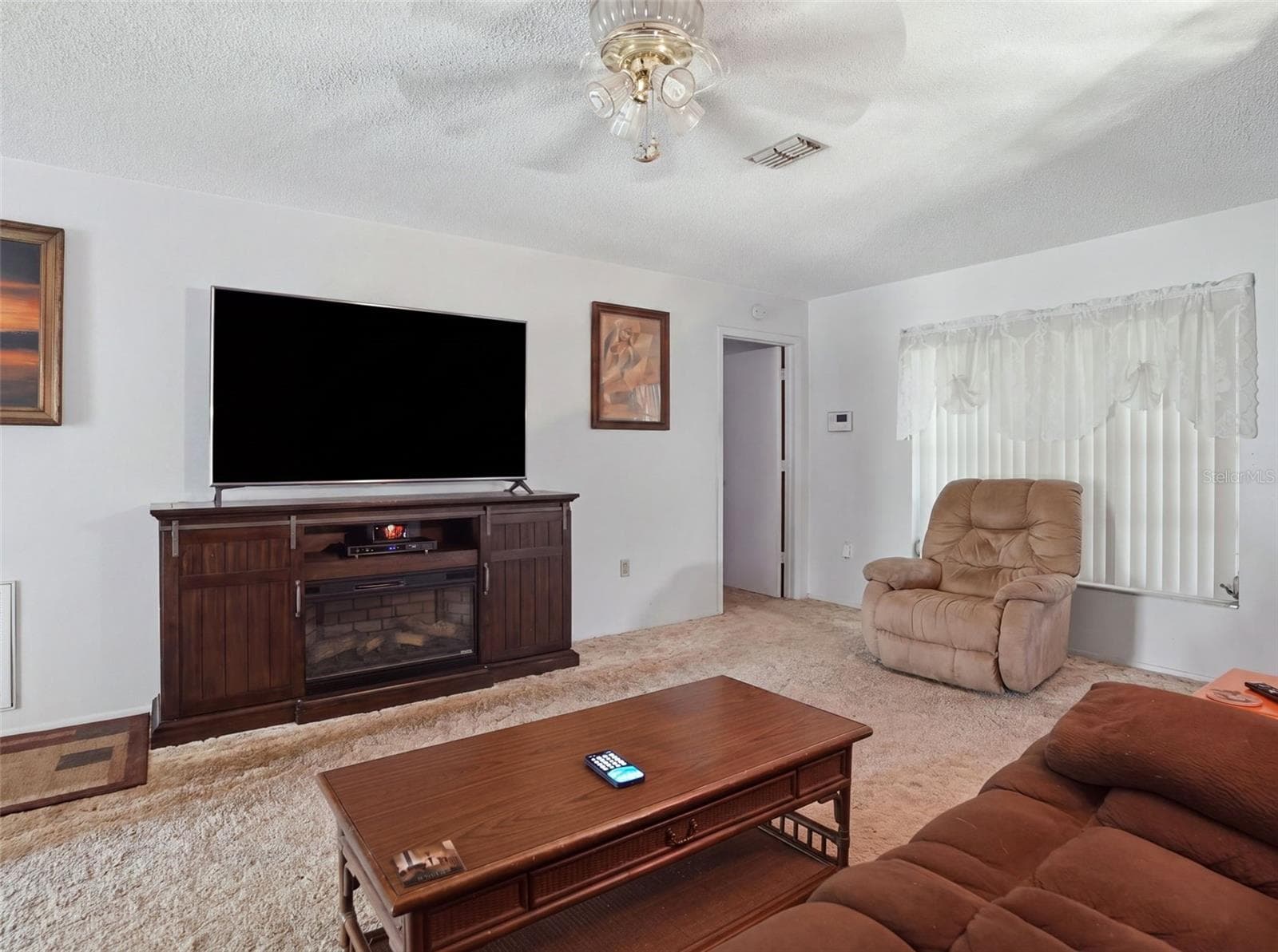 Single Family Residence at 11121 ROLLINGWOOD DR, PORT RICHEY, photo 4 of 31