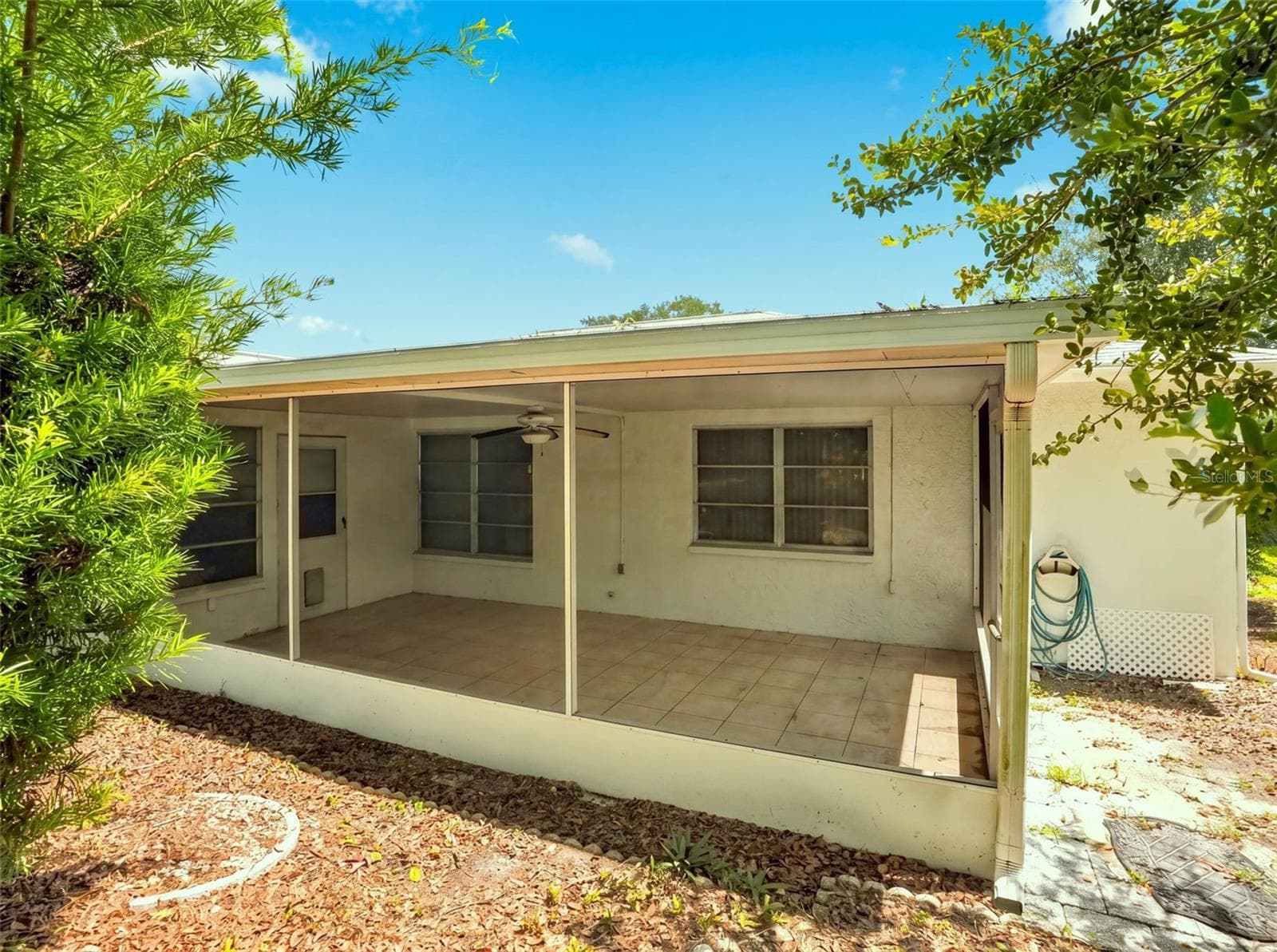 Single Family Residence at 11121 ROLLINGWOOD DR, PORT RICHEY, photo 30 of 31