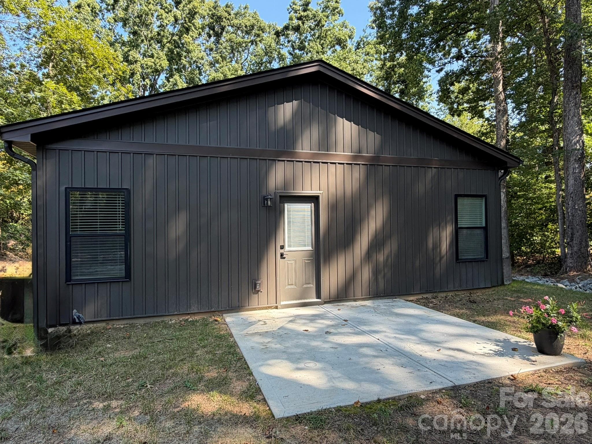 Single Family Residence at 204 E Poplar Street, Stanley, photo 5 of 21