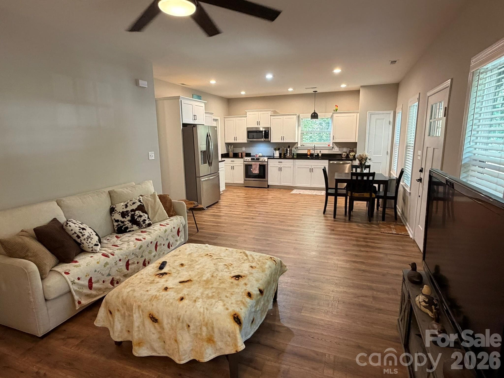 Single Family Residence at 204 E Poplar Street, Stanley, photo 6 of 21