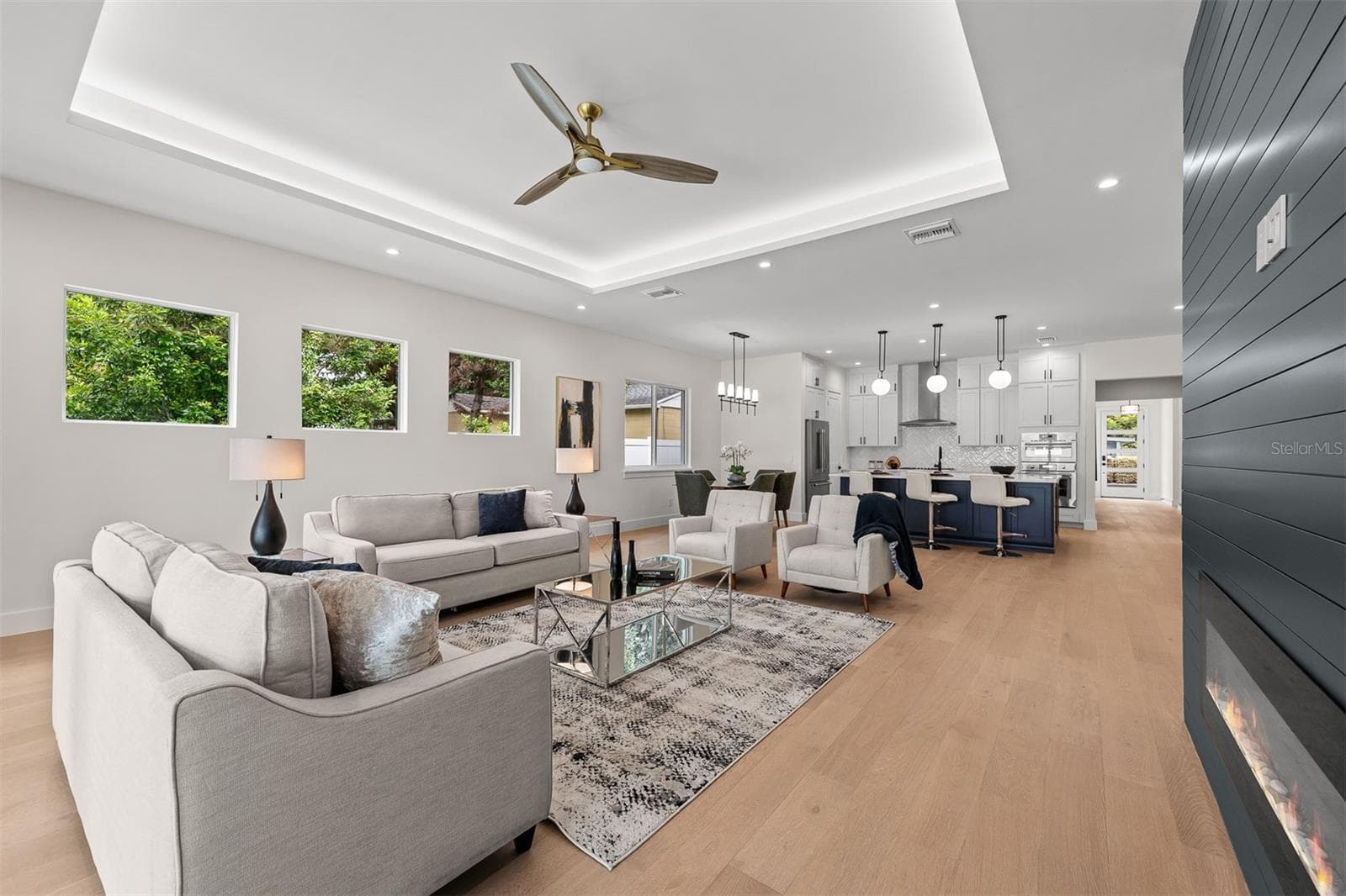 Single Family Residence at 726 GOLFVIEW ST, ORLANDO, photo 17 of 45