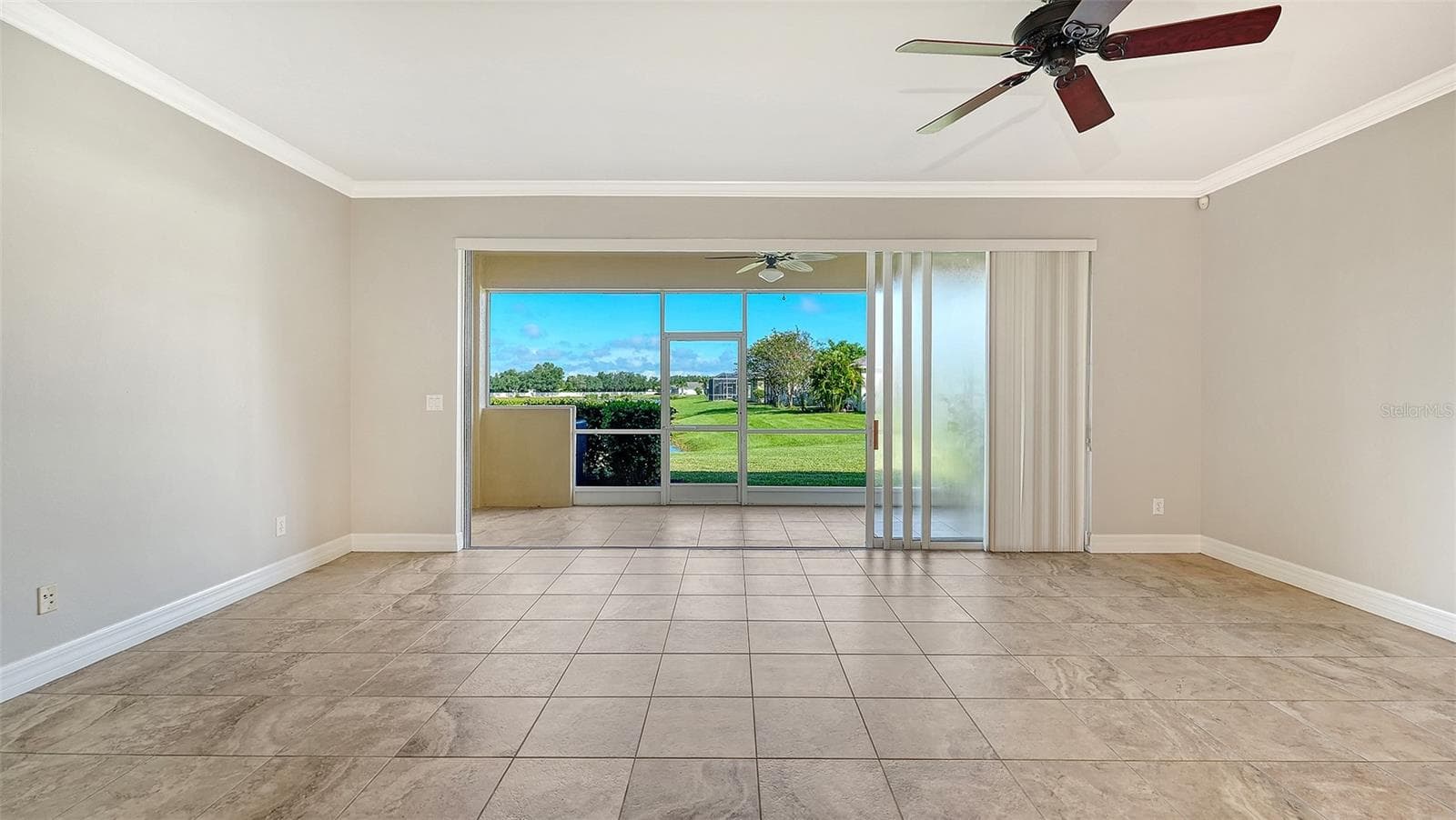 Great Room with Lake Views - 11480 52ND CT E, PARRISH