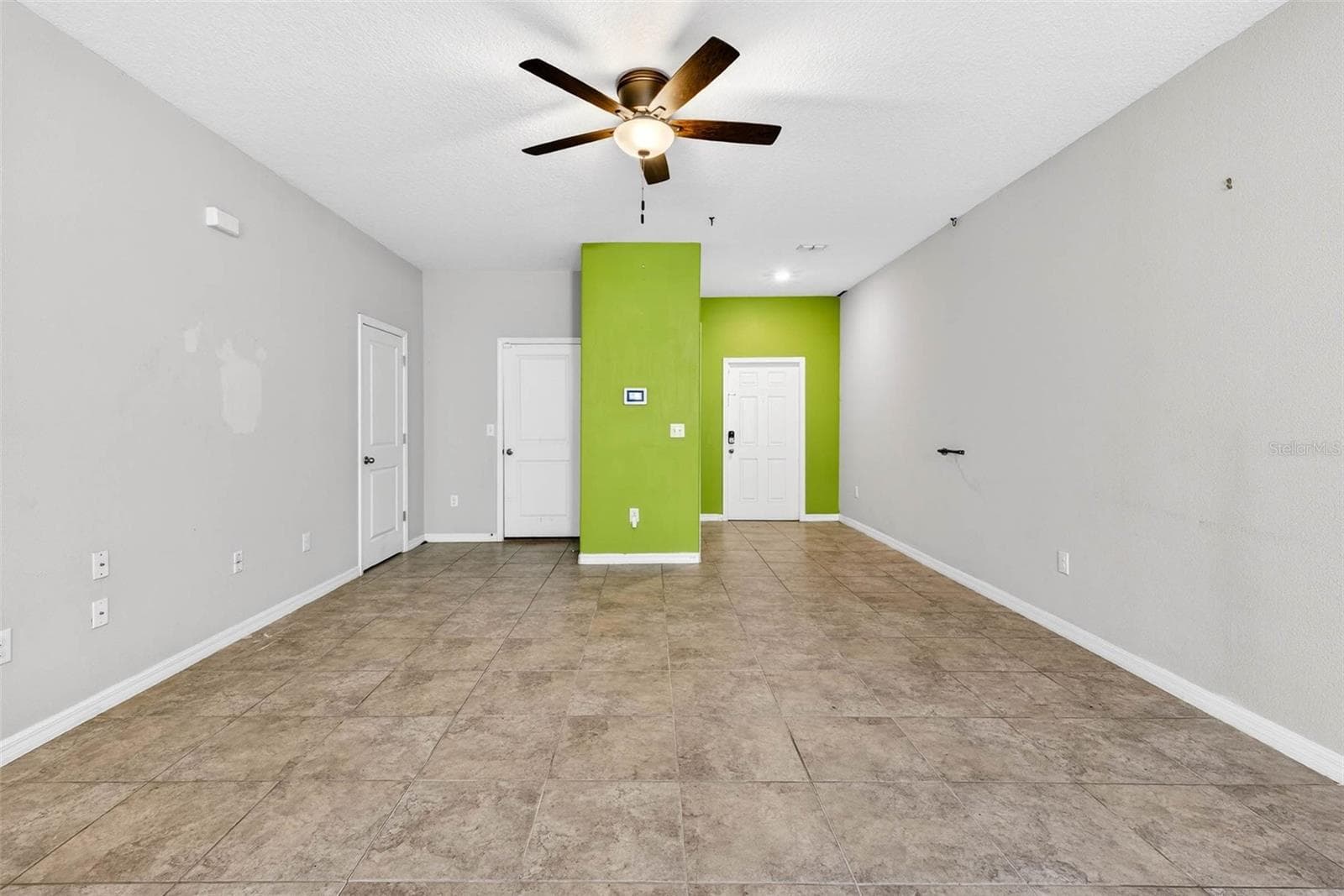 Townhouse at 9754 PEMBROOKE PINES, SUN CITY CENTER, photo 12 of 50