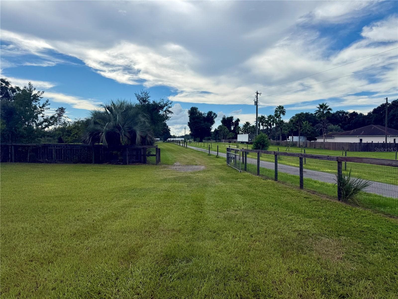 Manufactured Home at 14839 SW 16TH AVE, OCALA, photo 17 of 54