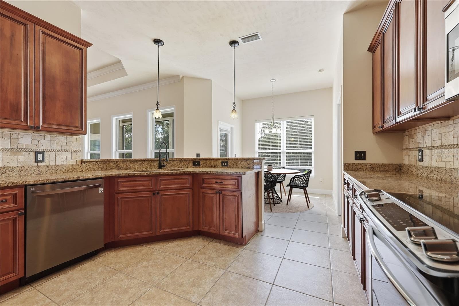 virtually staged - 14825 NW 151ST LN, ALACHUA