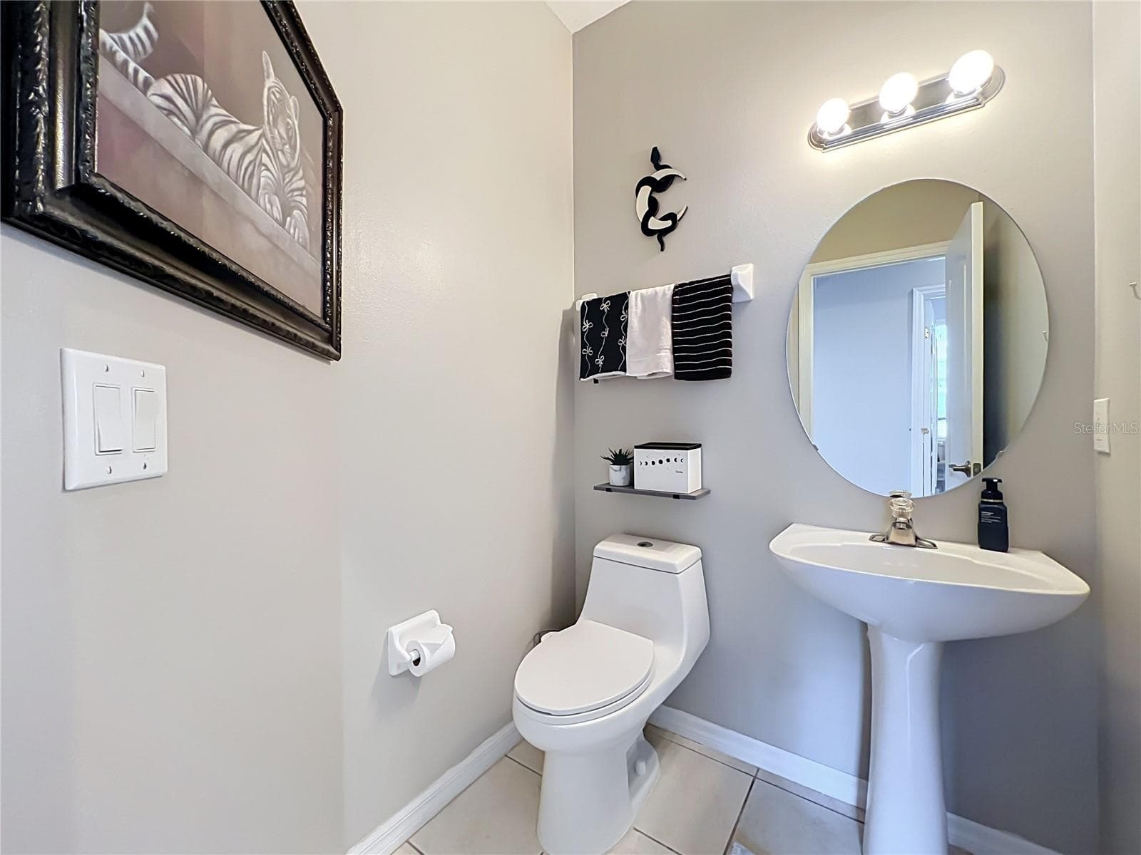 Single Family Residence at 912 MAGNOLIA BLOSSOM CT, APOPKA, photo 18 of 56