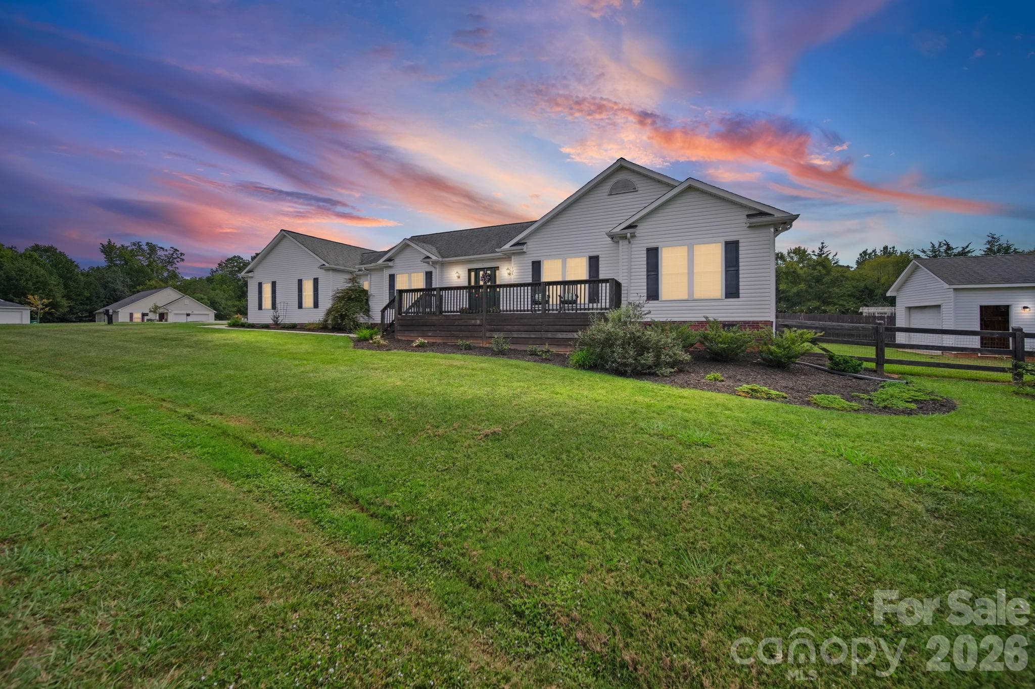 Single Family Residence at 708 Paint Circle, Oakboro
