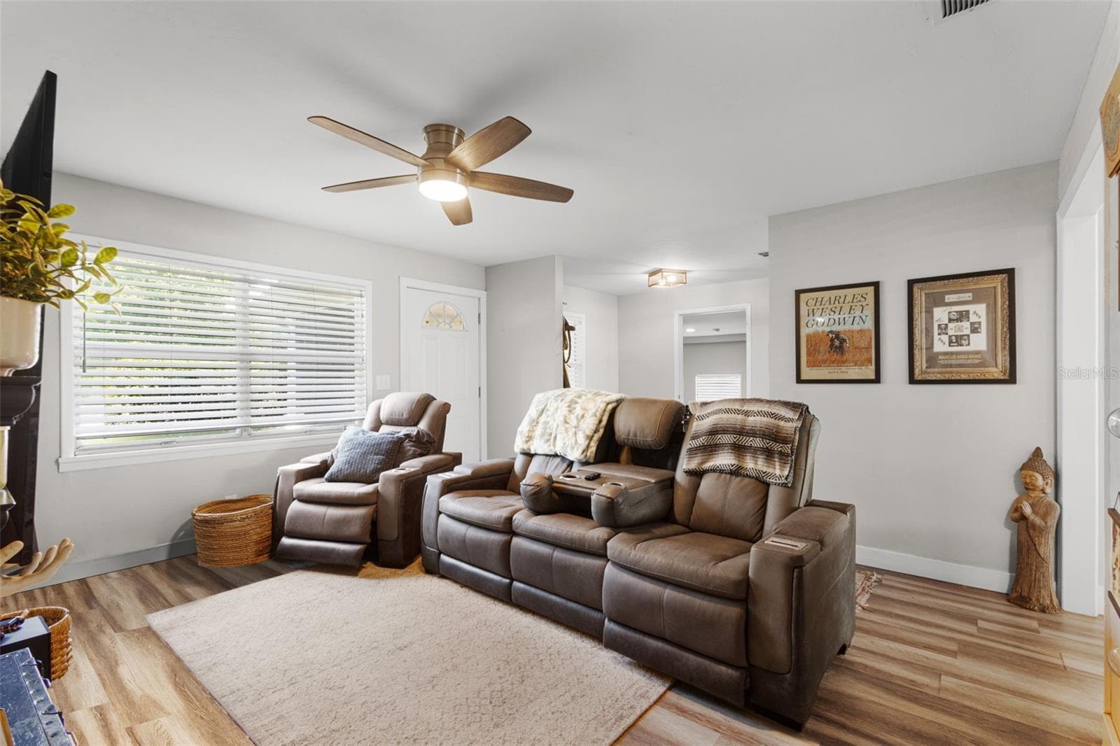 Single Family Residence at 418 NE 3RD ST, TRENTON, photo 5 of 39