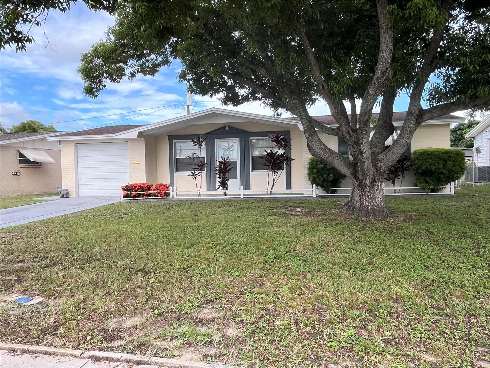 3632 PENSDALE DR