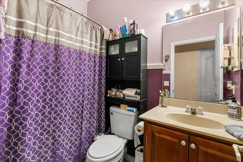 Bathroom 2. 19 - 3531 LINNET CT, KISSIMMEE