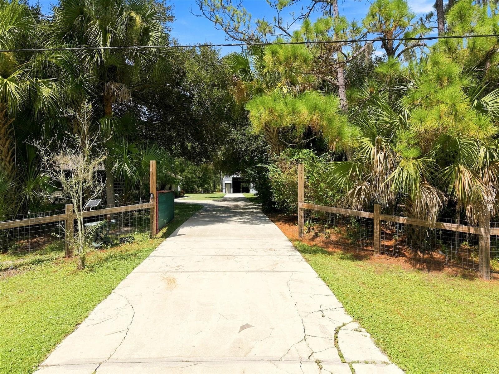 Single Family Residence at 5795 N SALFORD BLVD, NORTH PORT, photo 8 of 107