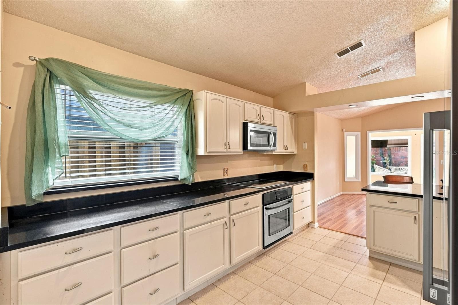 Single Family Residence at 1109 PIEDMONT OAKS DR, APOPKA, photo 14 of 31
