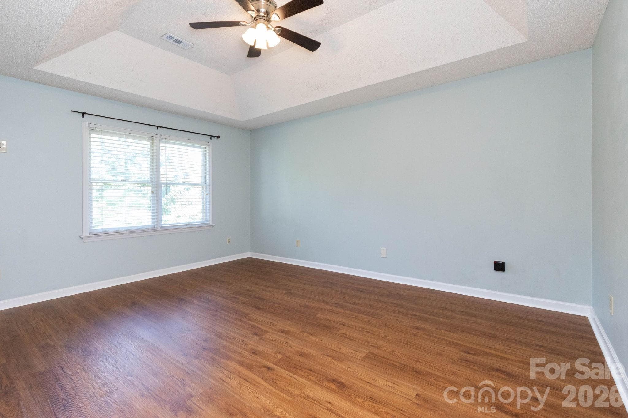 Single Family Residence at 2507 Ashley Court, Belmont, photo 6 of 46