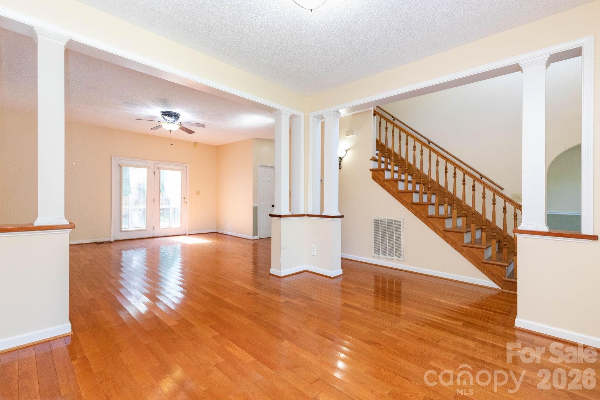 Single Family Residence at 2507 Ashley Court, Belmont, photo 19 of 46