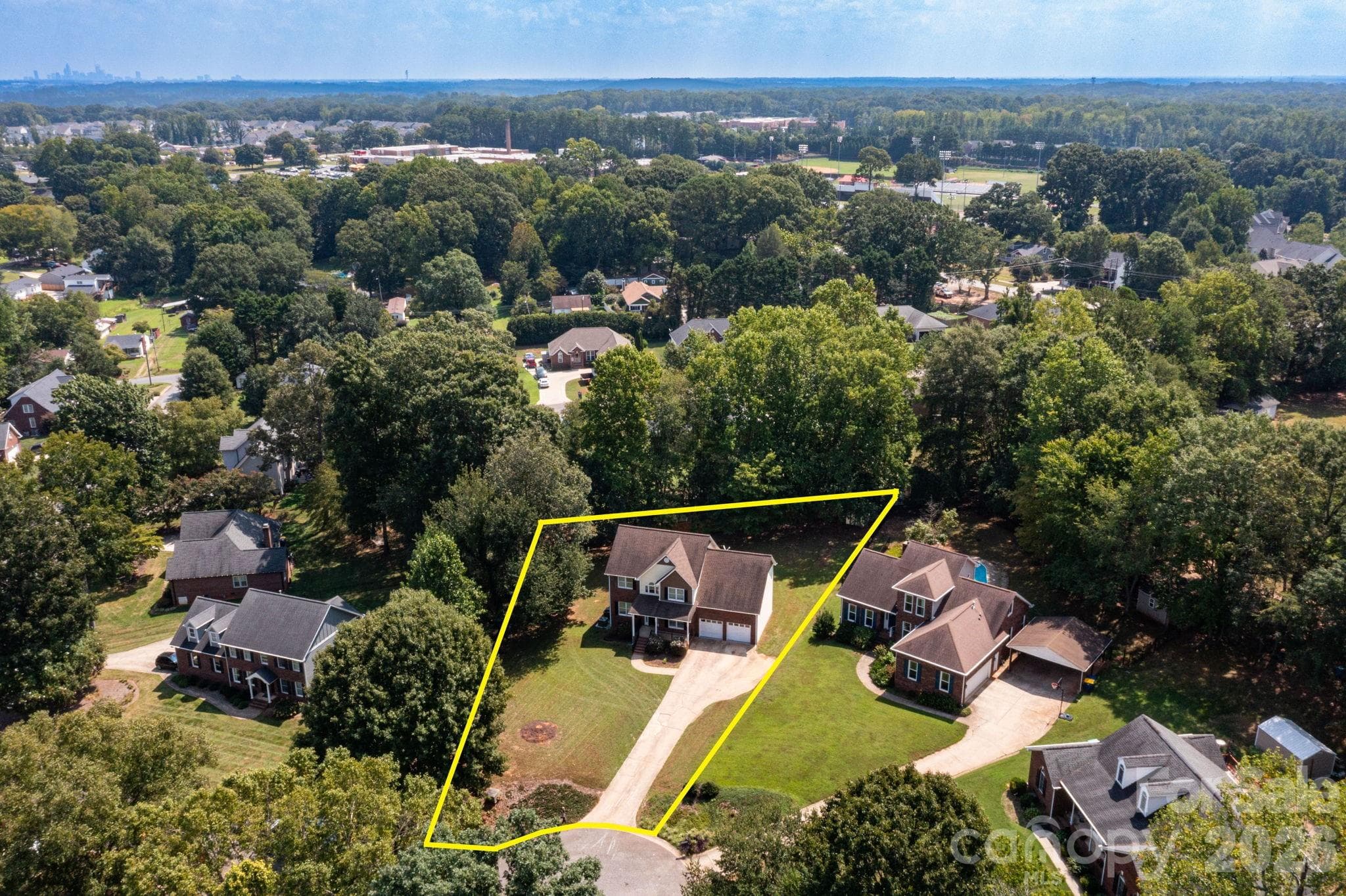 Boundaries are approximate - 2507 Ashley Court, Belmont