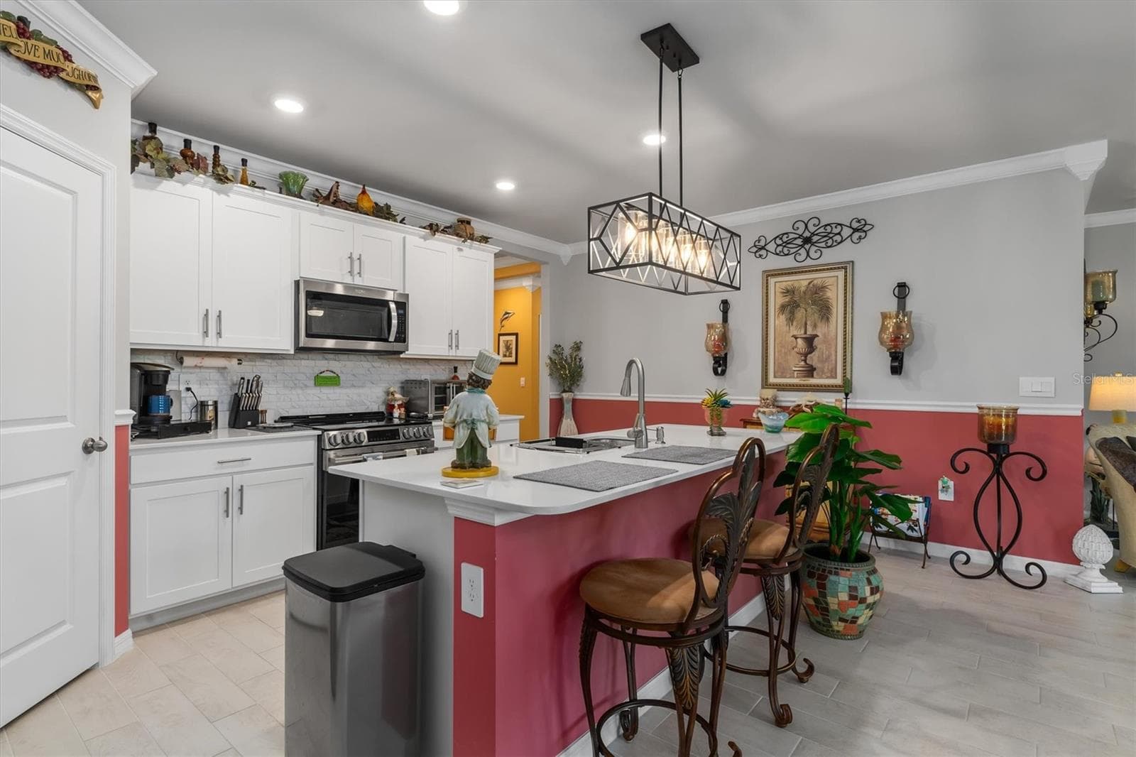 Single Family Residence at 25266 ESTRADA CIR, PUNTA GORDA, photo 10 of 44