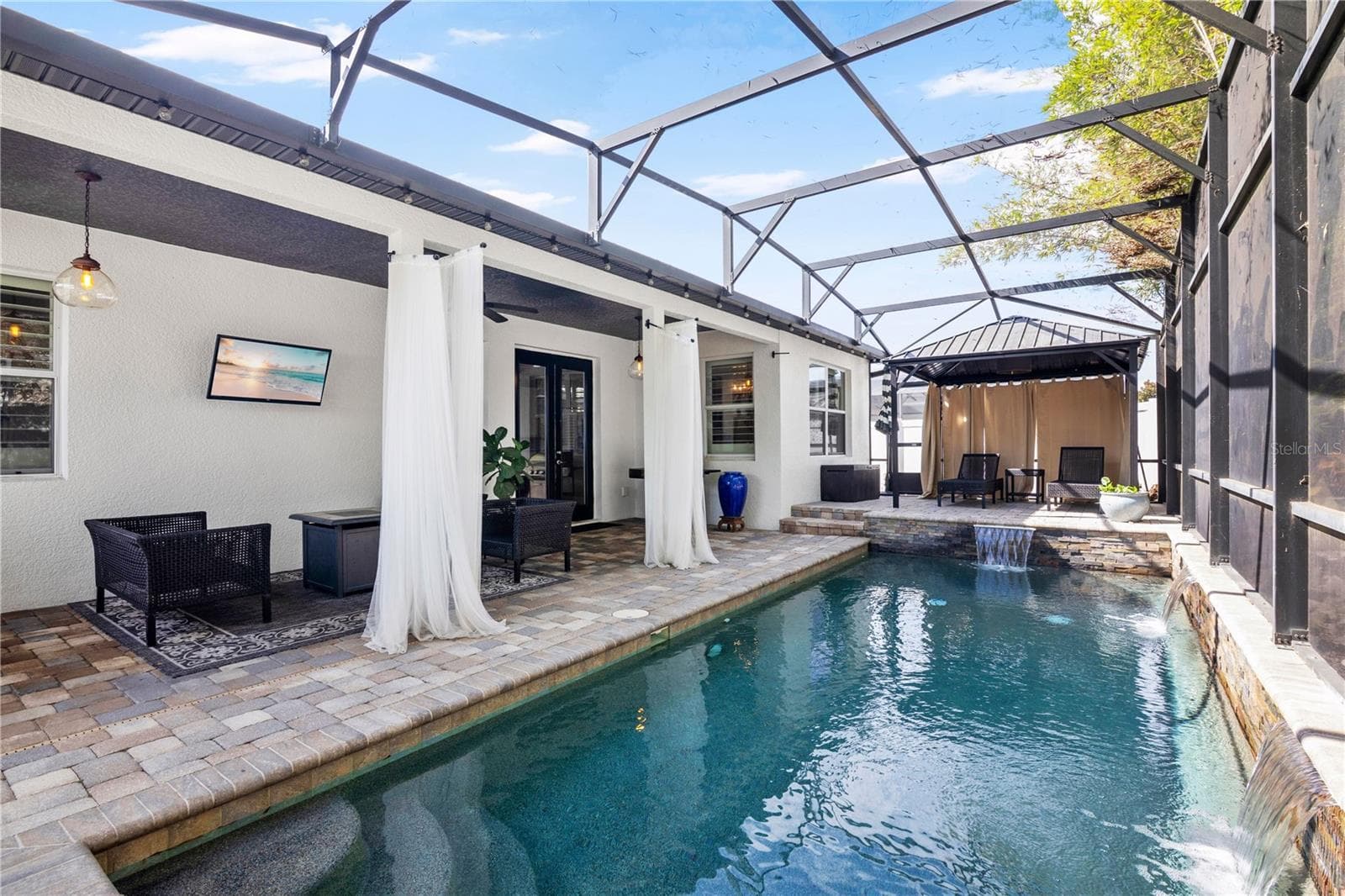Gorgeous Pebble Tech Pool with Cabana - 13547 PITANGA ST, CLERMONT