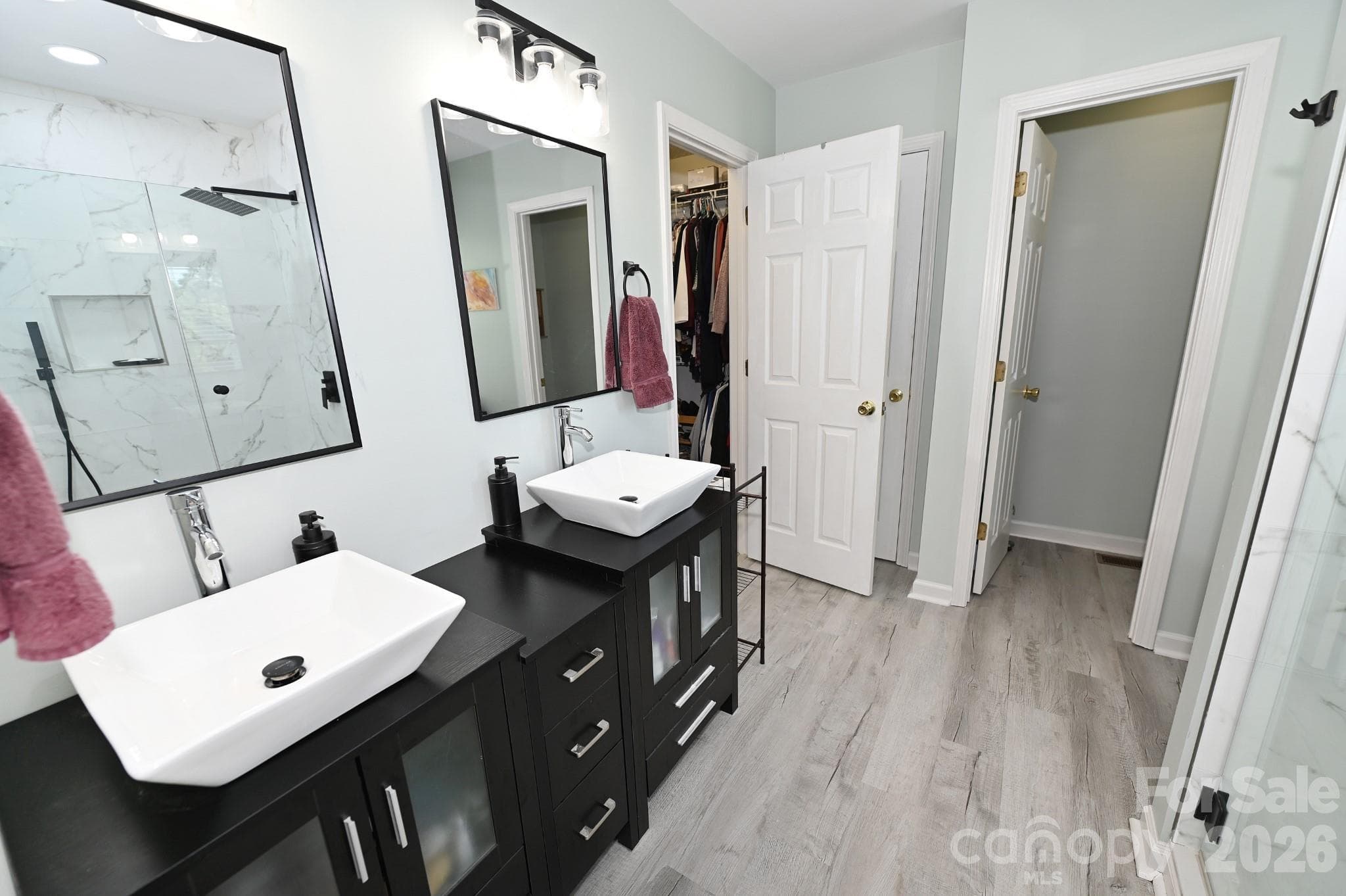 Primary bathroom - 236 17th Avenue SE, Hickory