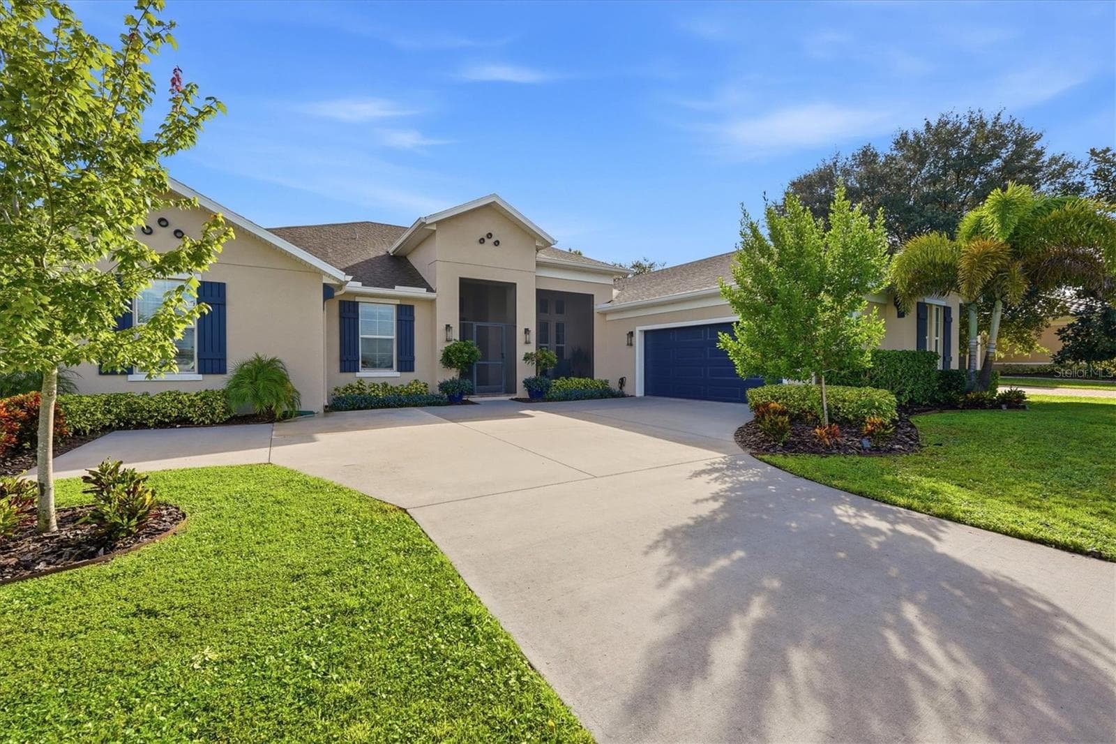 5209 LAKE VENICE DR