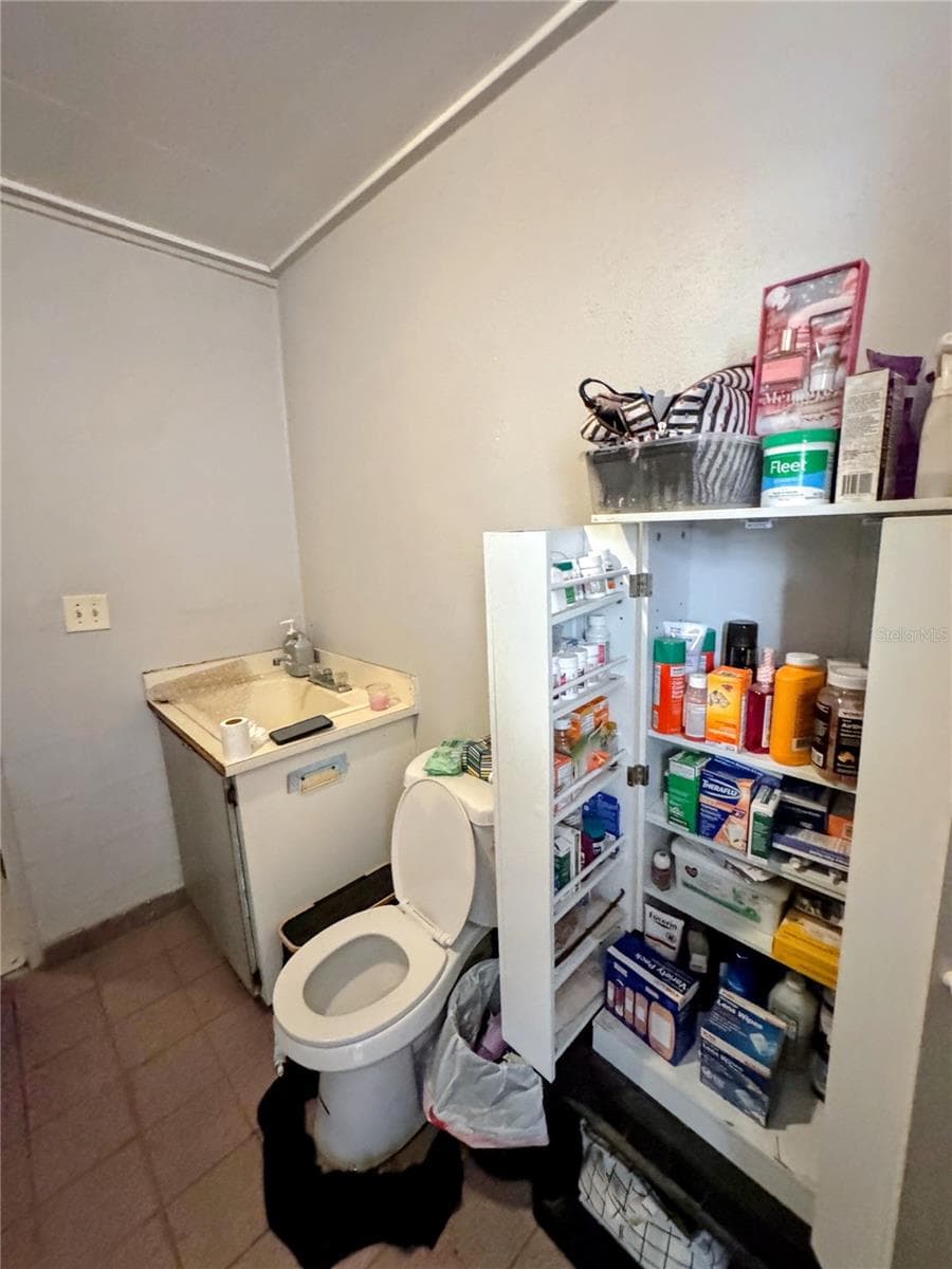Quadruplex at 1010 EO DOUGLAS AVE #S1-4, SEBRING, photo 11 of 36