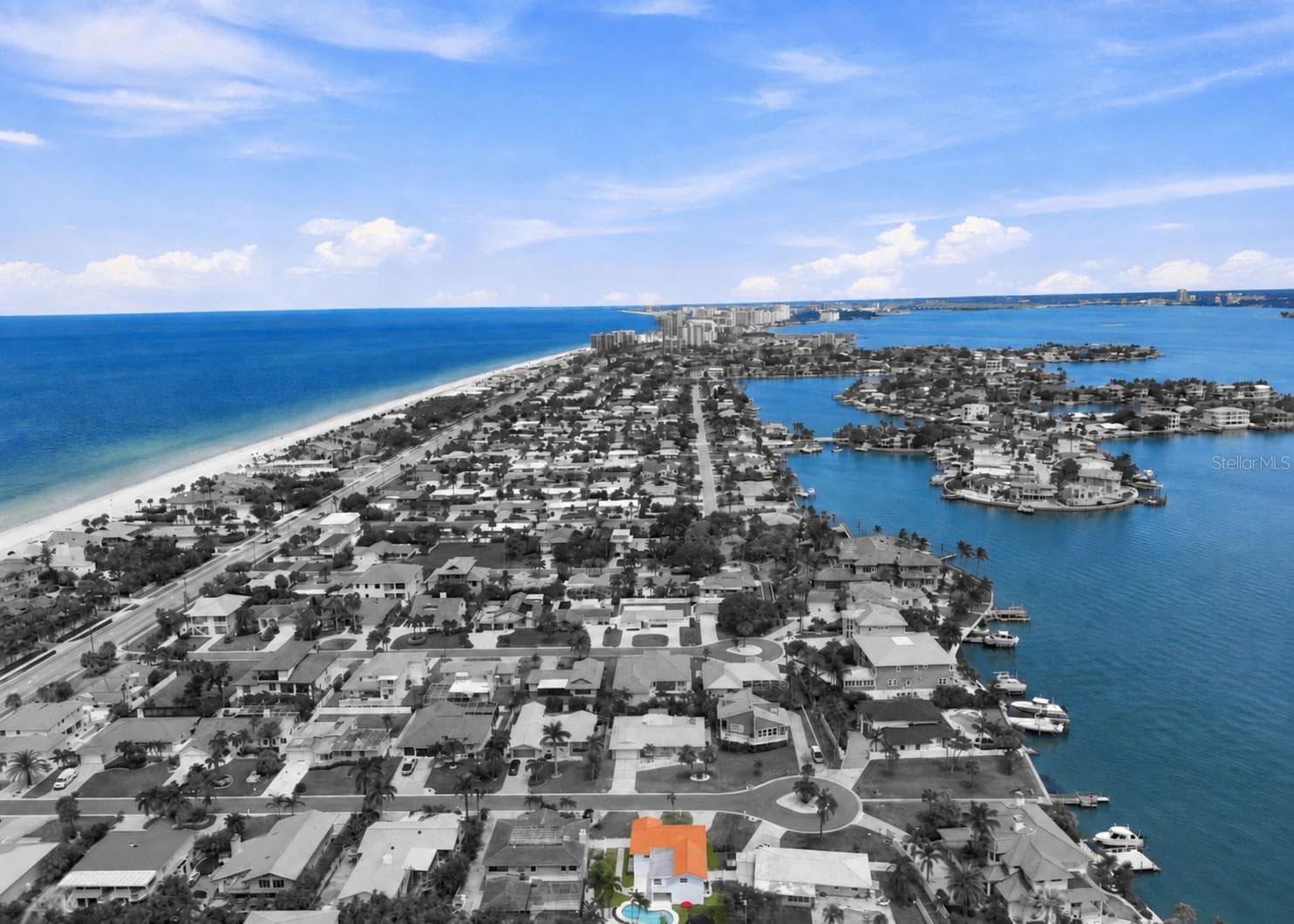 Walking Distance to Beach & Intracoastal - 112 16TH ST, BELLEAIR BEACH