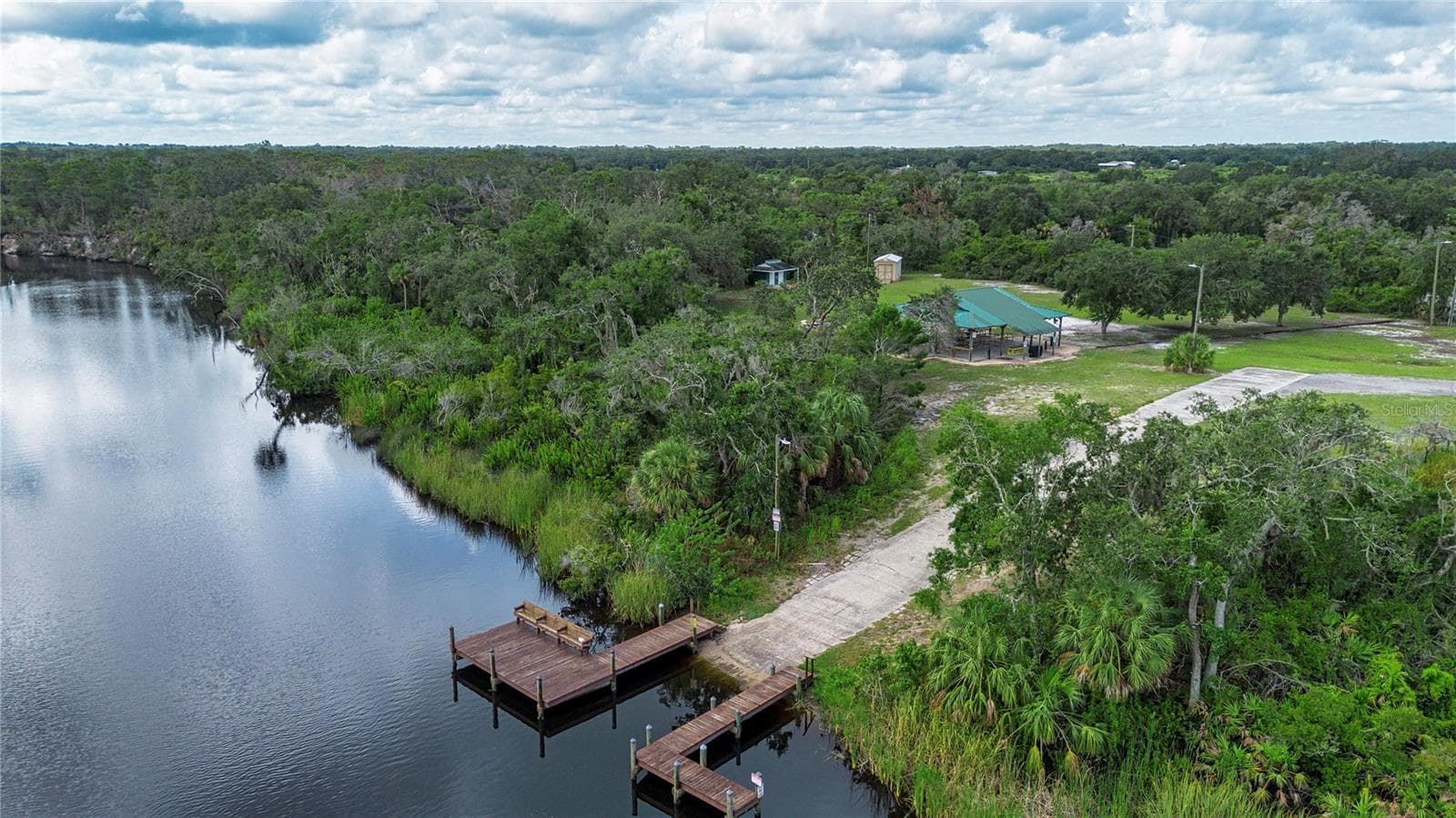 Areal of the launch and both docks - 1605 BUTCH CASSIDY TRL, WIMAUMA