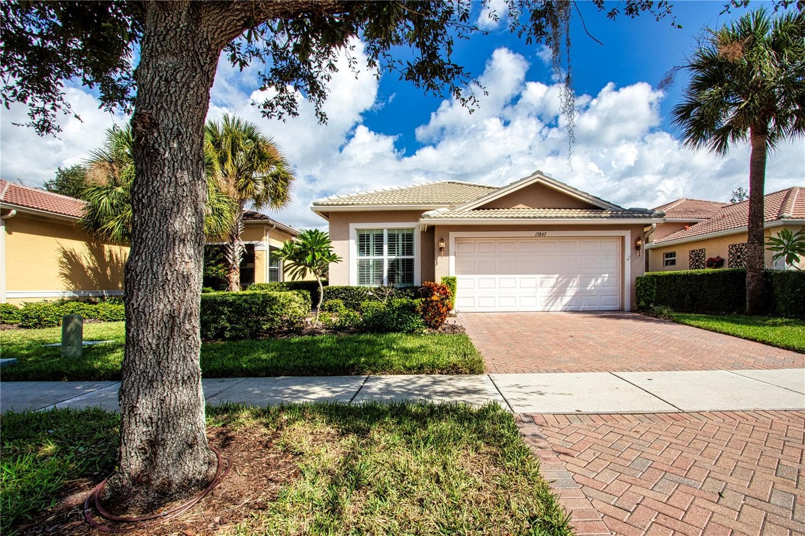 15847 COBBLE MILL DR