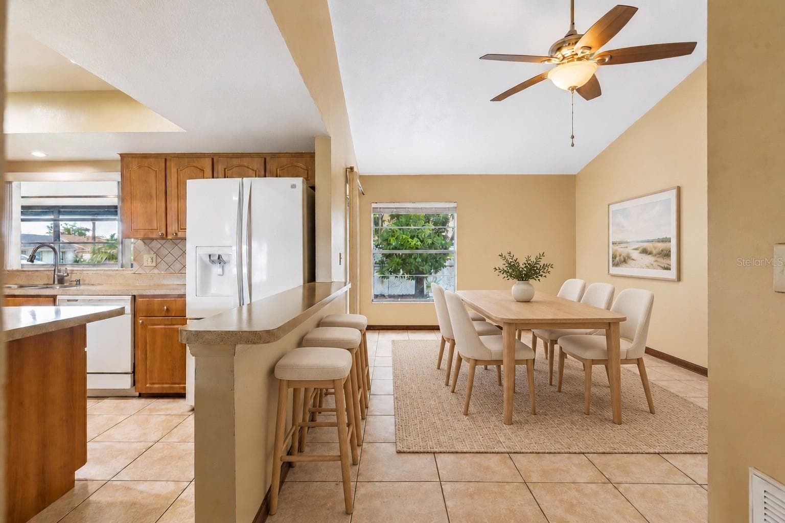 Single Family Residence at 2402 WOODWAY DR, ORLANDO, photo 12 of 41