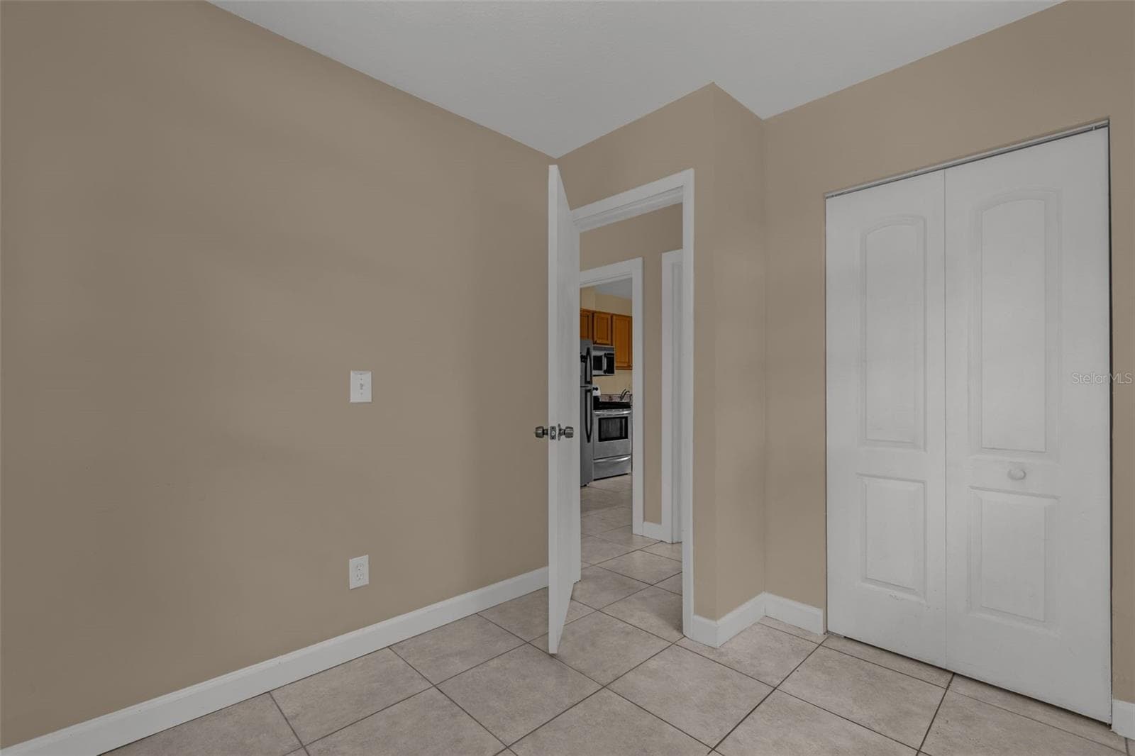 Duplex at 1232 E LIVINGSTON ST, ORLANDO, photo 26 of 43