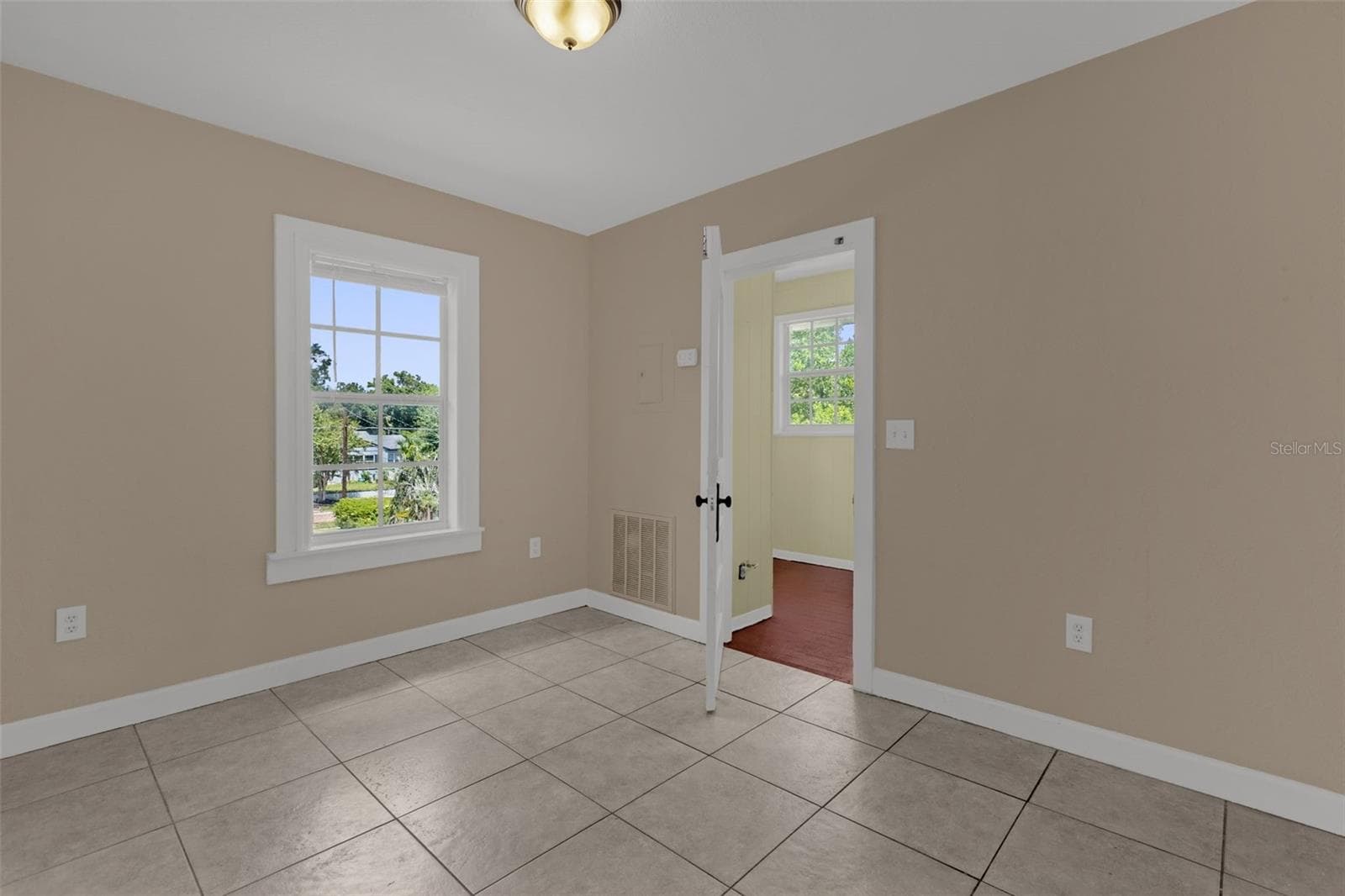 Duplex at 1232 E LIVINGSTON ST, ORLANDO, photo 30 of 43