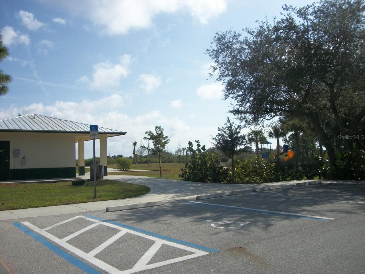 Single Family Residence at 13481 TRASCORO LN, PORT CHARLOTTE, photo 37 of 44