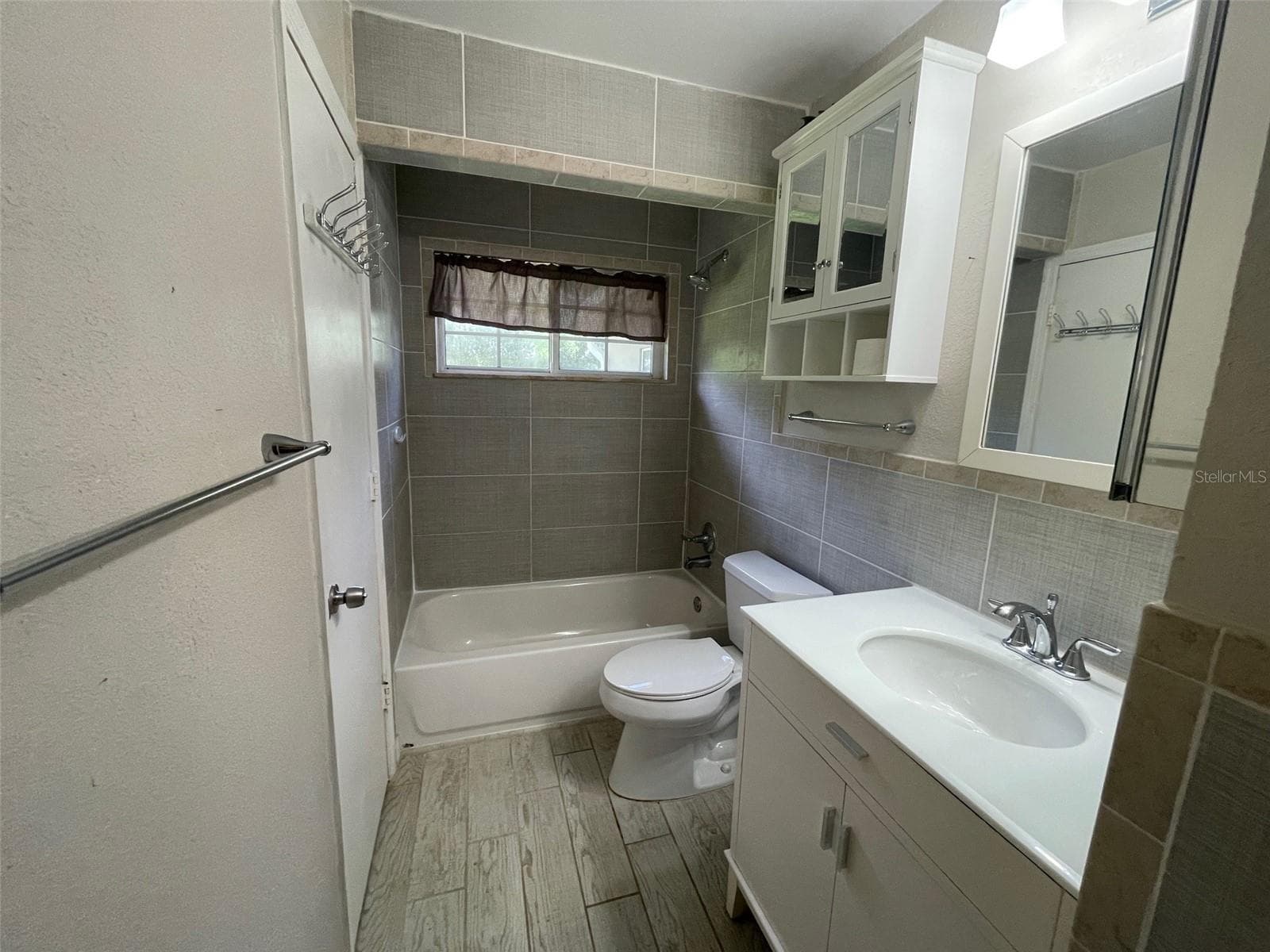 Main bathroom - 23320 VAN BUREN AVE, PORT CHARLOTTE