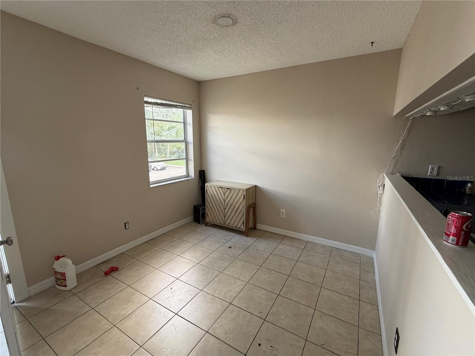 Townhouse at 7144 WATERSIDE DR, TAMPA, photo 2 of 8