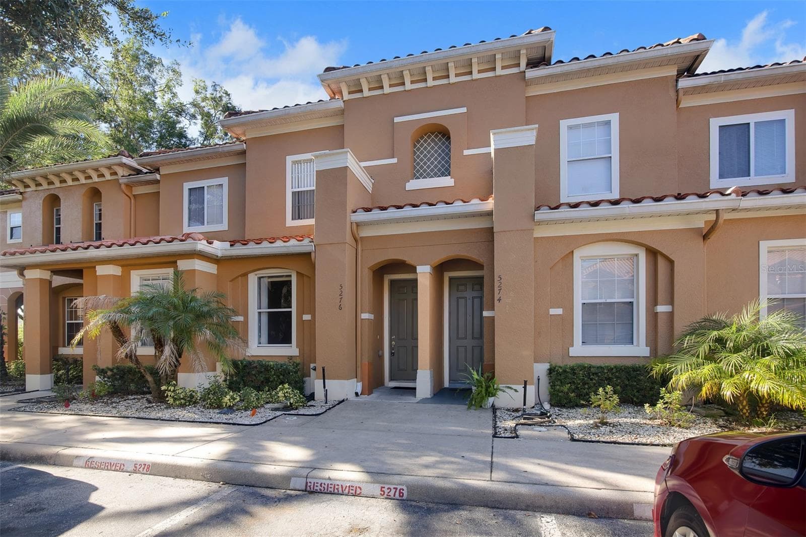 5276 PARADISE CAY CIR