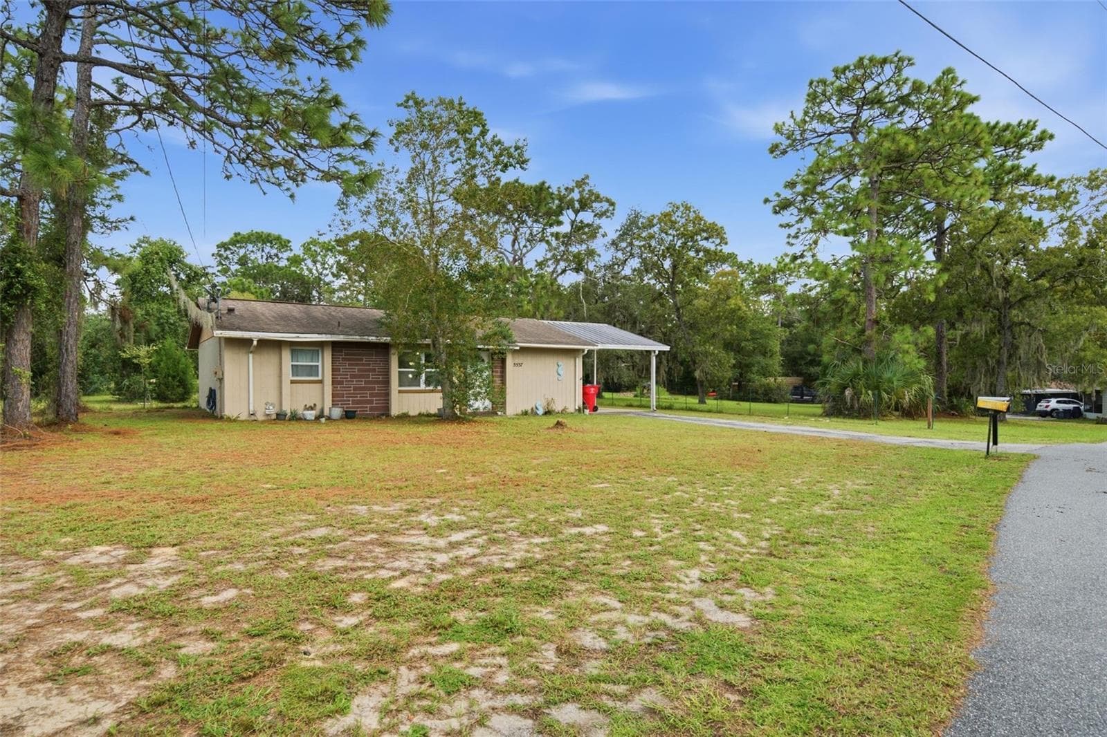 Single Family Residence at 5537 W CAGNEY LOOP, HOMOSASSA, photo 2 of 31