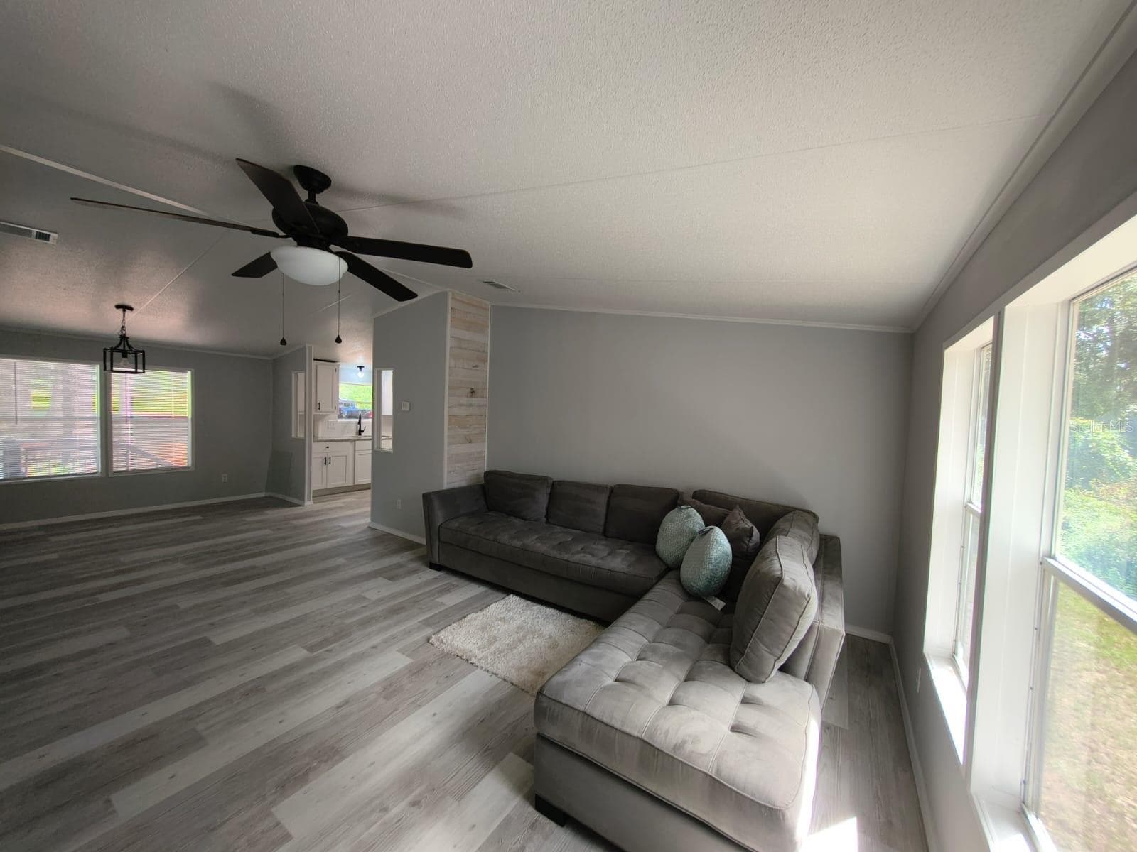 Manufactured Home at 3391 NW BUR OAK PL, JENNINGS, photo 9 of 34