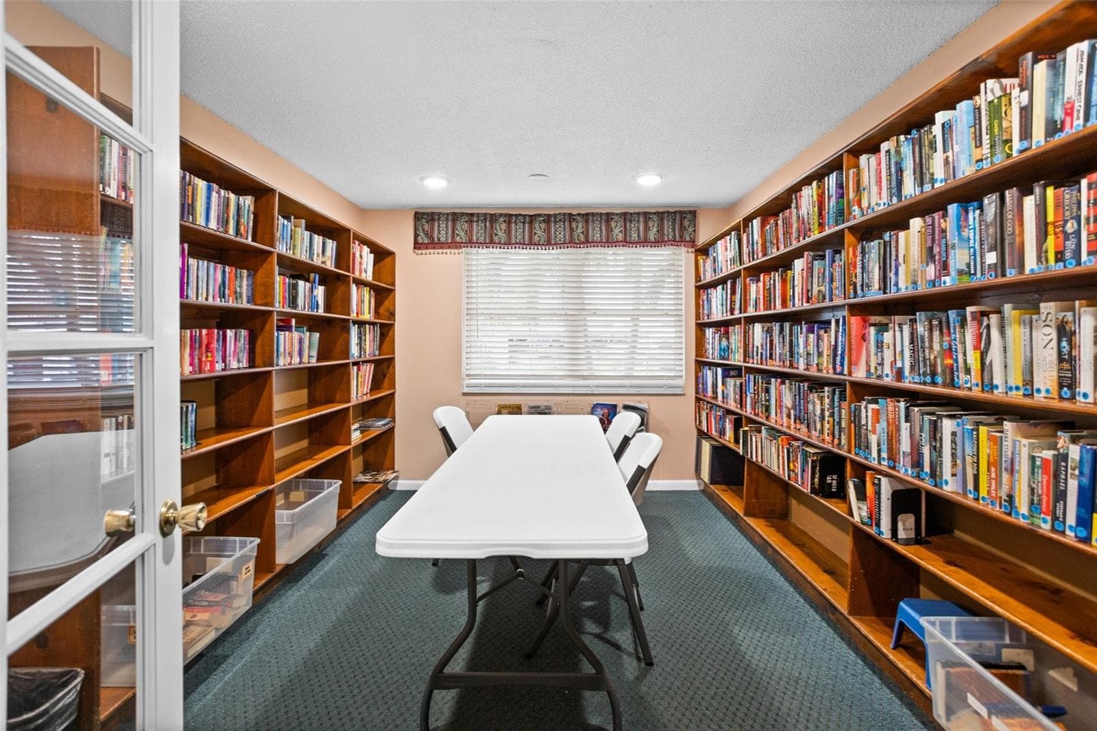 Library - 3018 59TH ST S #111, GULFPORT