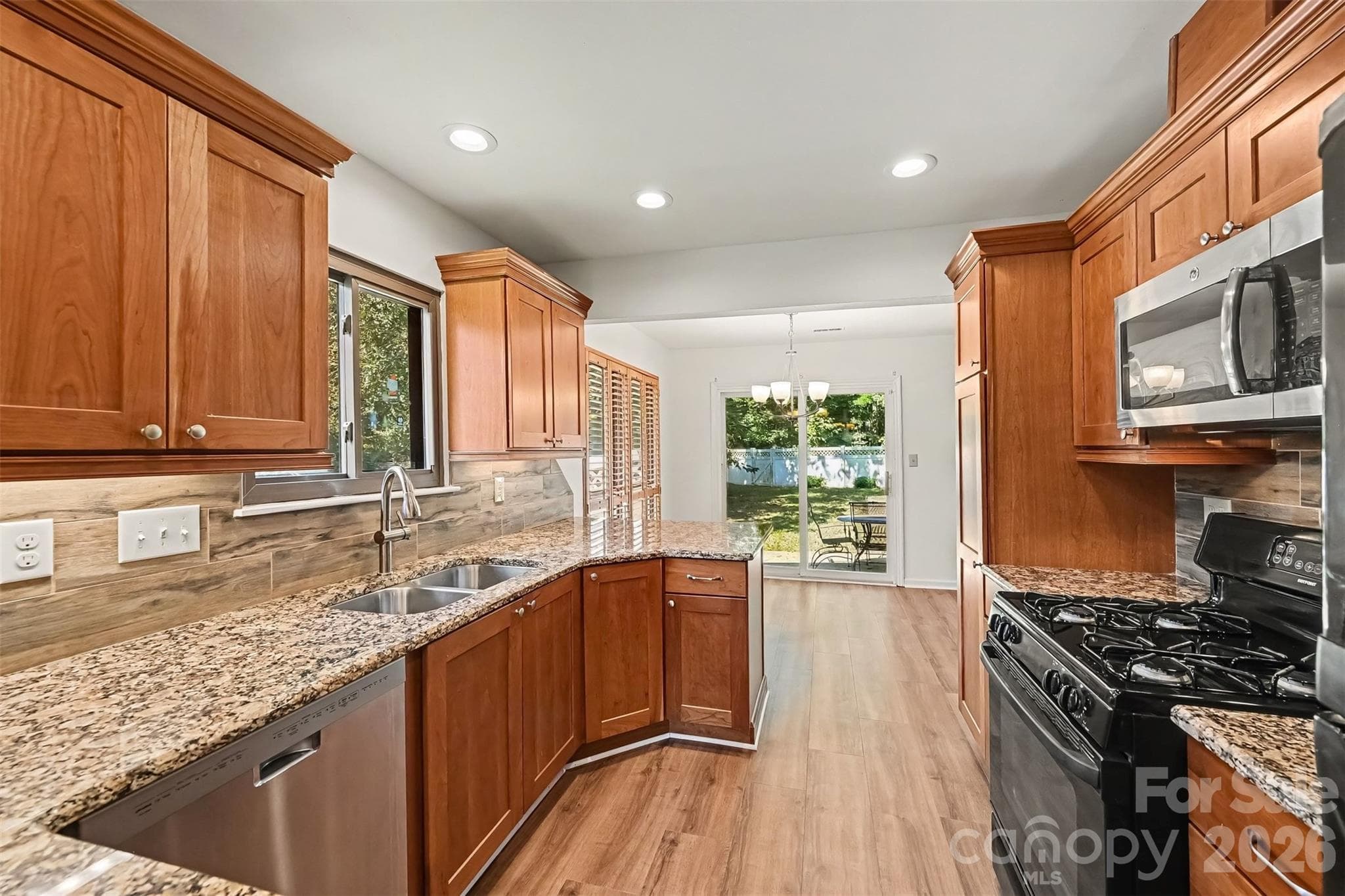 Single Family Residence at 10225 Atchinson Drive, Mint Hill, photo 10 of 38