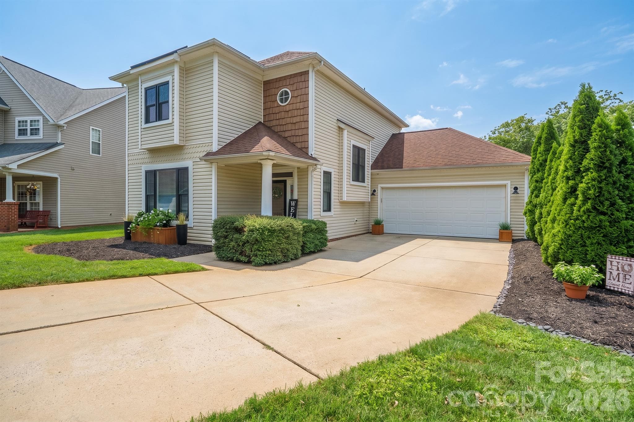 Single Family Residence at 20452 Greenway Heights Drive, Cornelius, photo 4 of 42